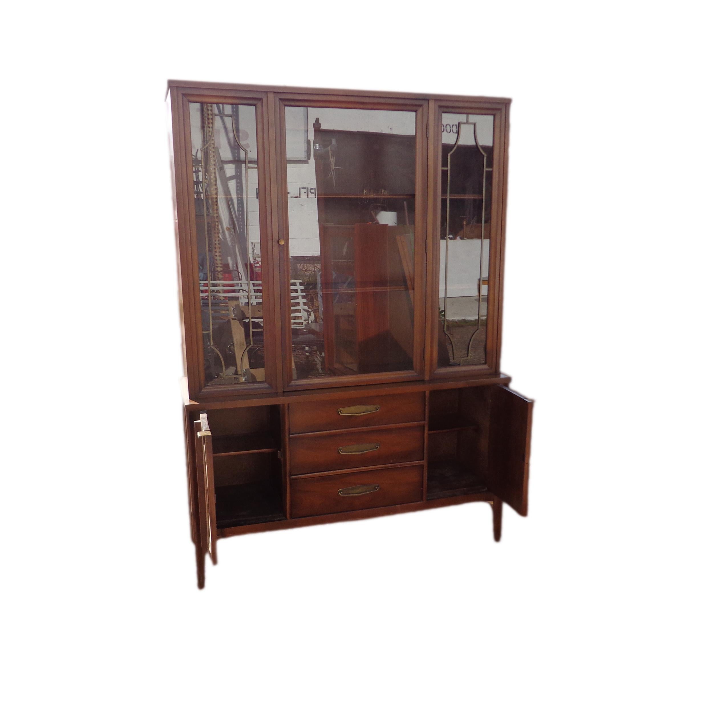 North American Mid-Century Walnut China Cabinet For Sale