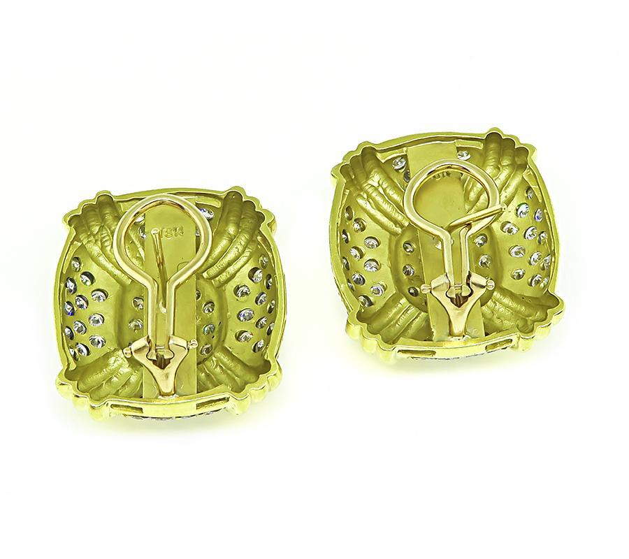 4.75ct Diamond Yellow and White Gold Earrings In Good Condition For Sale In New York, NY