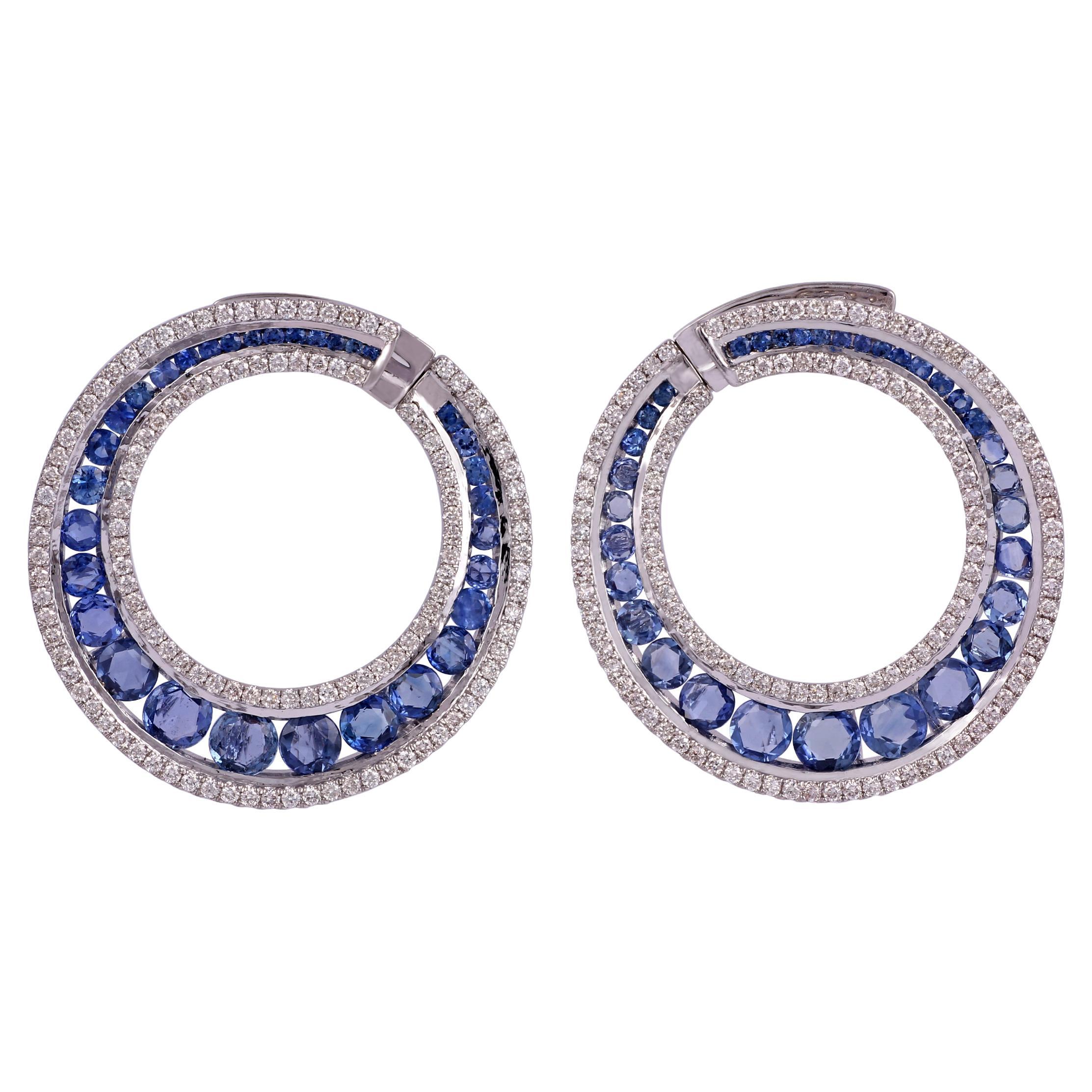 4.76 Carat Clear Blue Sapphire and Diamond Earring in 18 Karat Gold For Sale