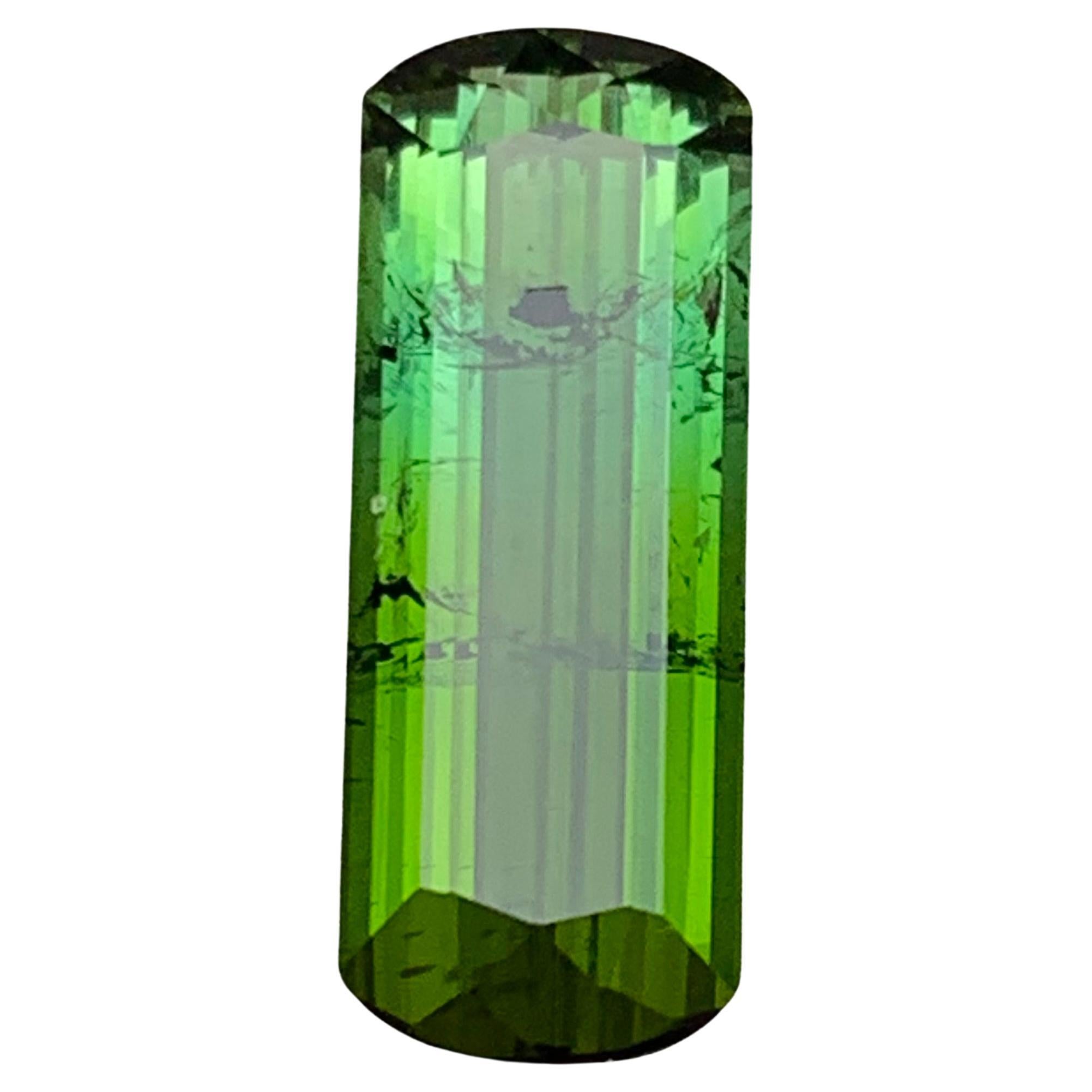 Gema suelta de turmalina natural bicolor verde oliva de 4,76 quilates, talla esmeralda