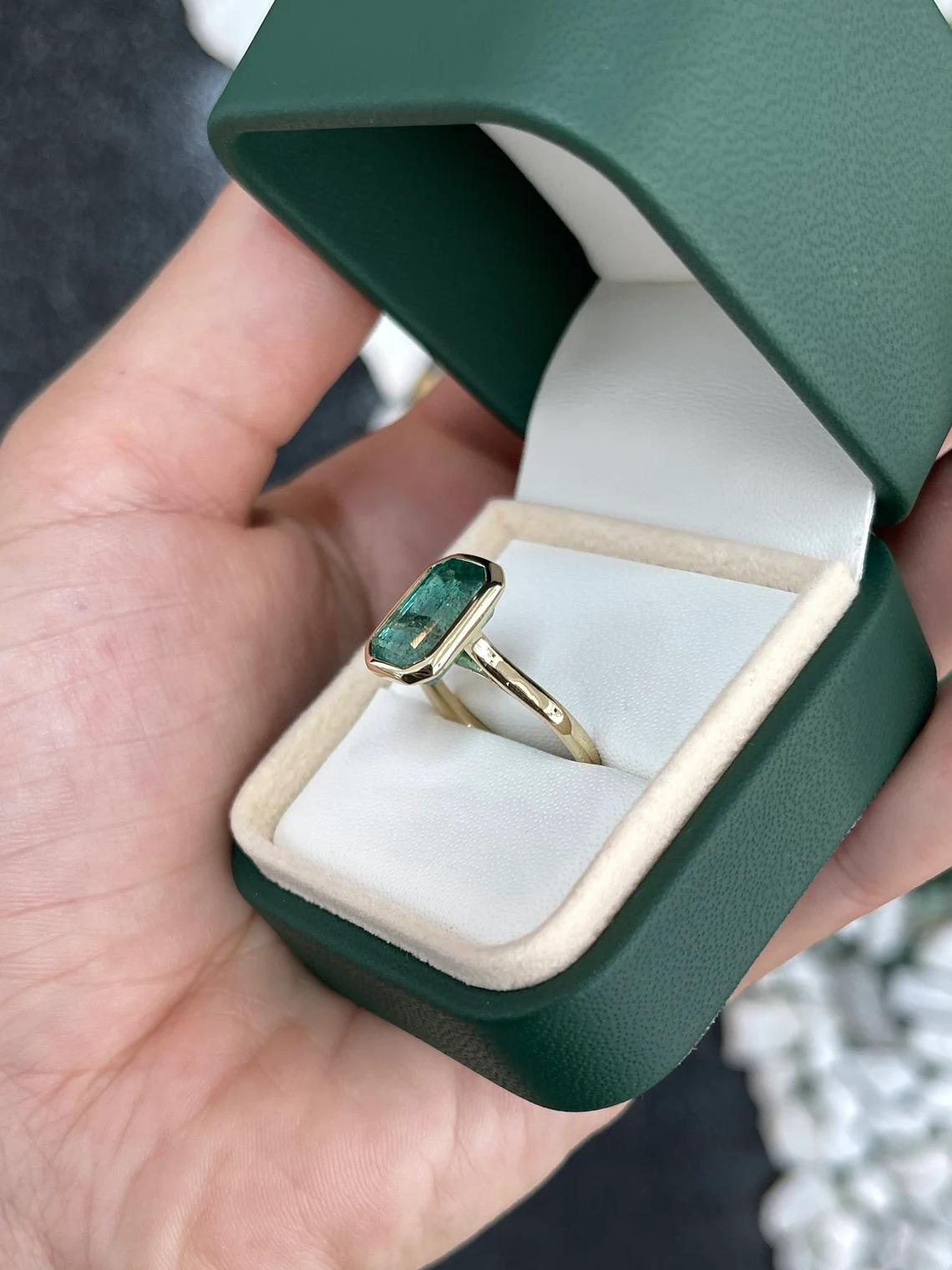 Women's 4.76ct 14K Blue Green Natural Elongated Emerald Cut Emerald Solitaire Bezel Ring