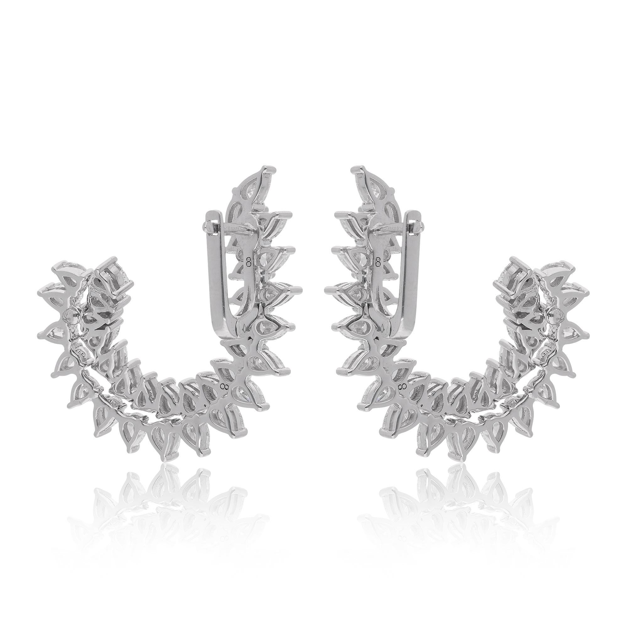 Donna Orecchini a lobo con diamante a pera da 4,77 carati Oro bianco 18 carati Gioielli fatti a mano in vendita