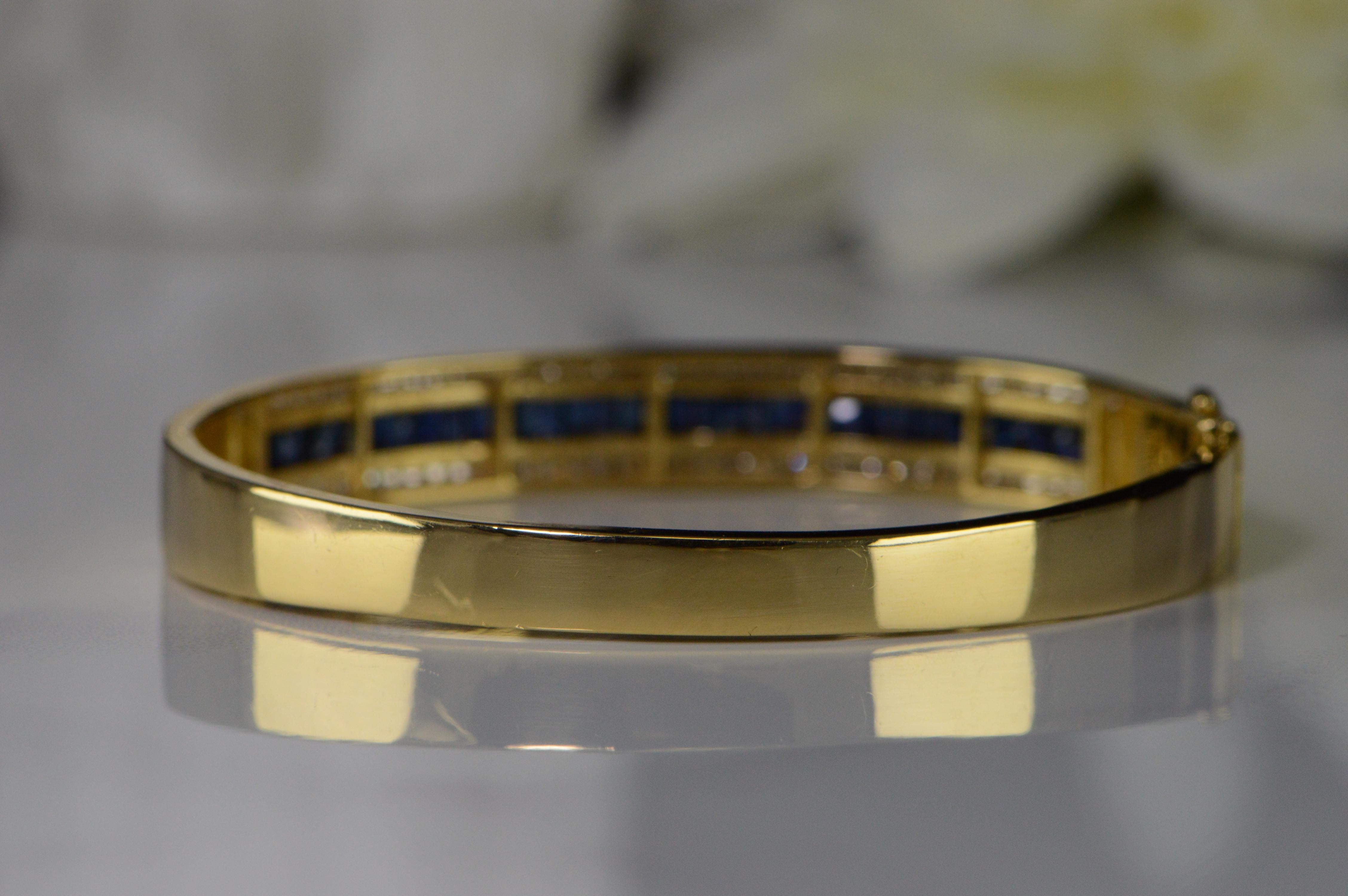 Modern 4.77 Carat Sapphire Diamond Gold Bangle Bracelet