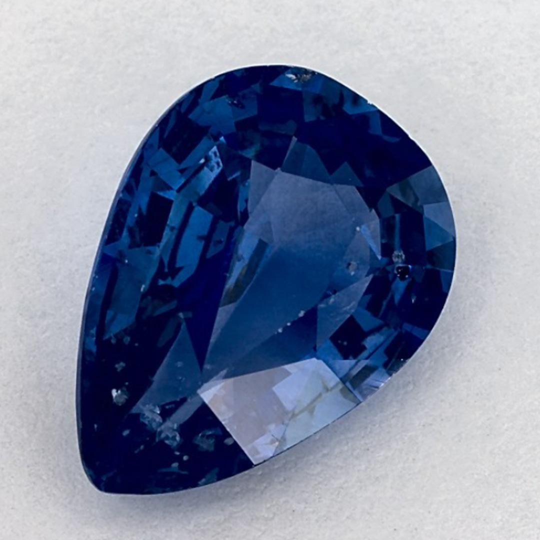 Taglio a goccia 4.77 carati di zaffiro blu a forma di pera sciolto in vendita