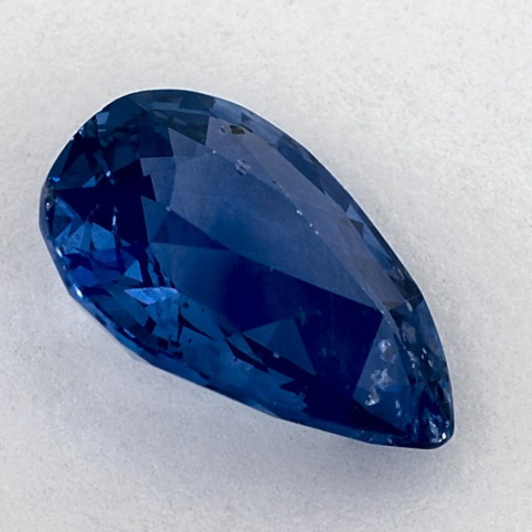 4.77 carati di zaffiro blu a forma di pera sciolto in vendita 1