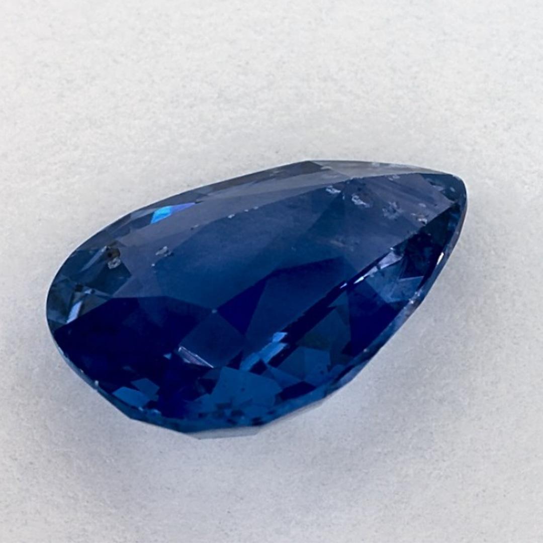 4.77 carati di zaffiro blu a forma di pera sciolto in vendita 3