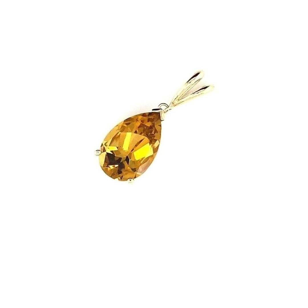 Contemporary 4.78 Carat Citrine Yellow Gold Pendant For Sale