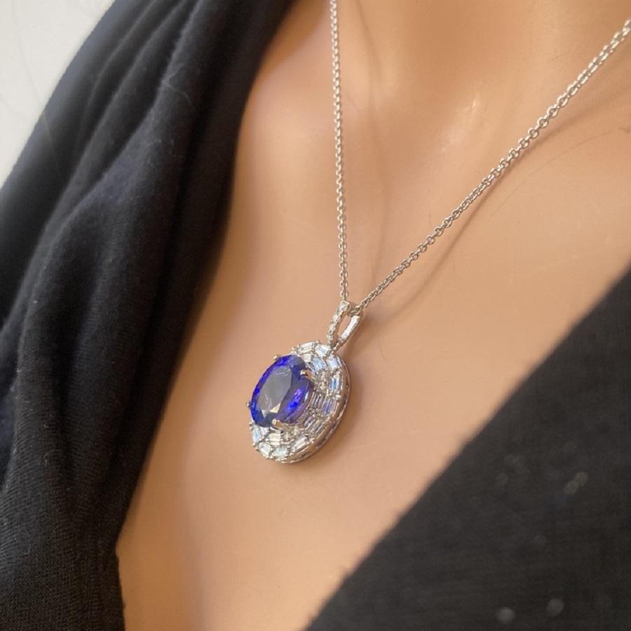 4.78 Carat Oval  Shape Blue Tanzanite & Diamond Pendants In 18k White Gold  In New Condition For Sale In Chicago, IL