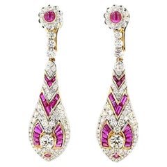 Orecchini in oro rosa con diamanti taglio brillante rotondo da 4.78 carati