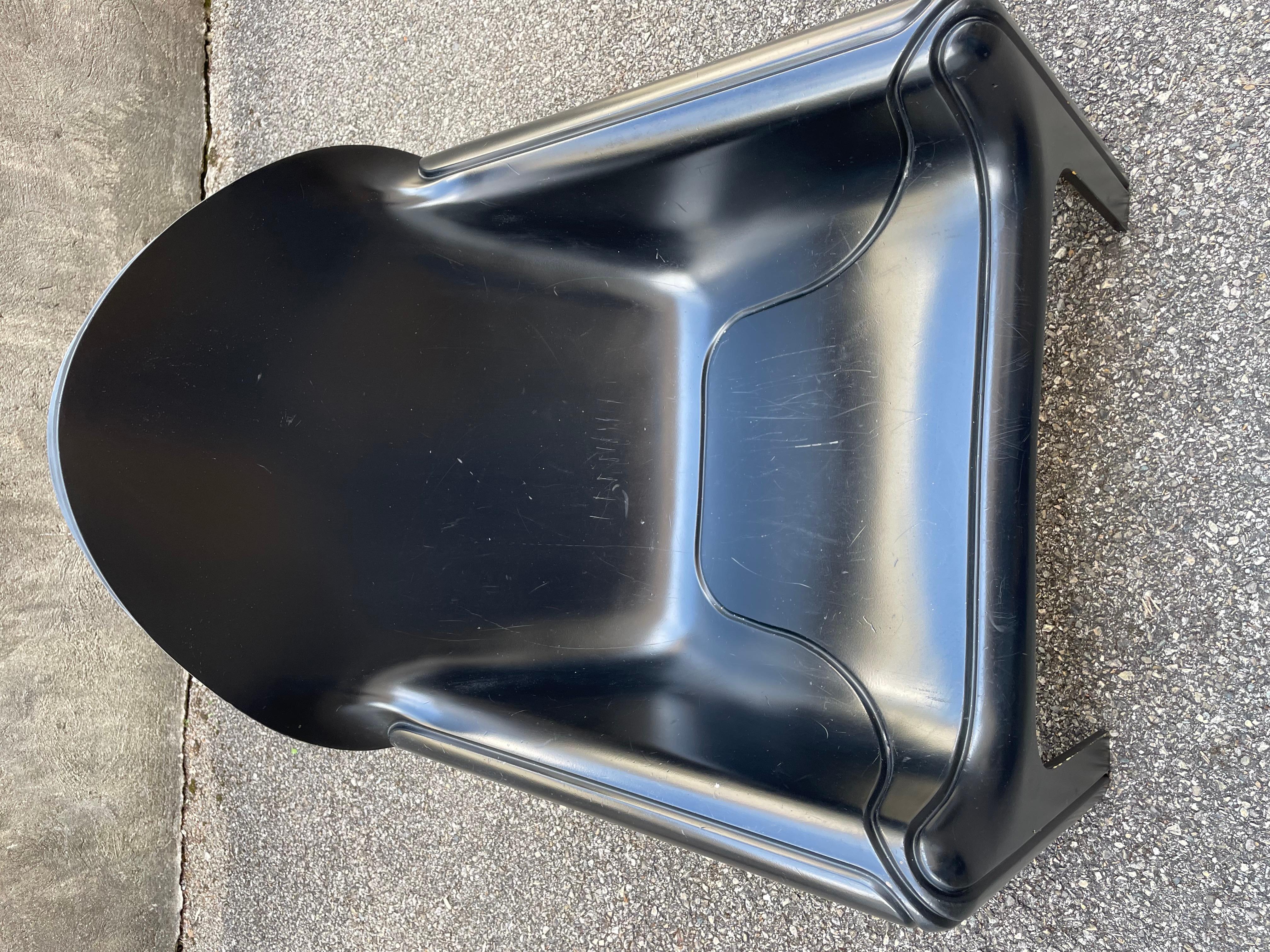 Fauteuil 4794 de Gae Aulenti pour Kartell en vente 3