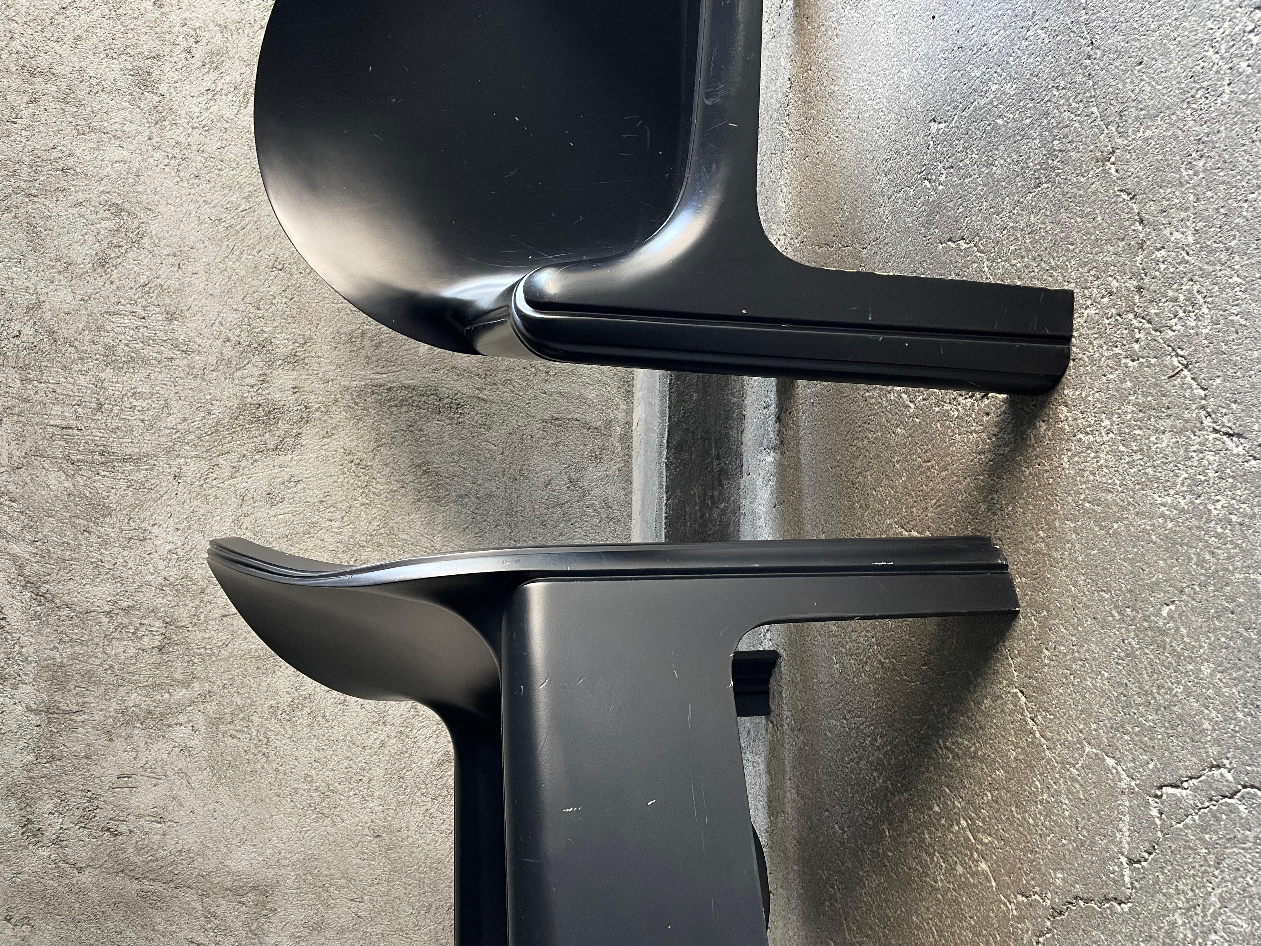 Fauteuil 4794 de Gae Aulenti pour Kartell en vente 8