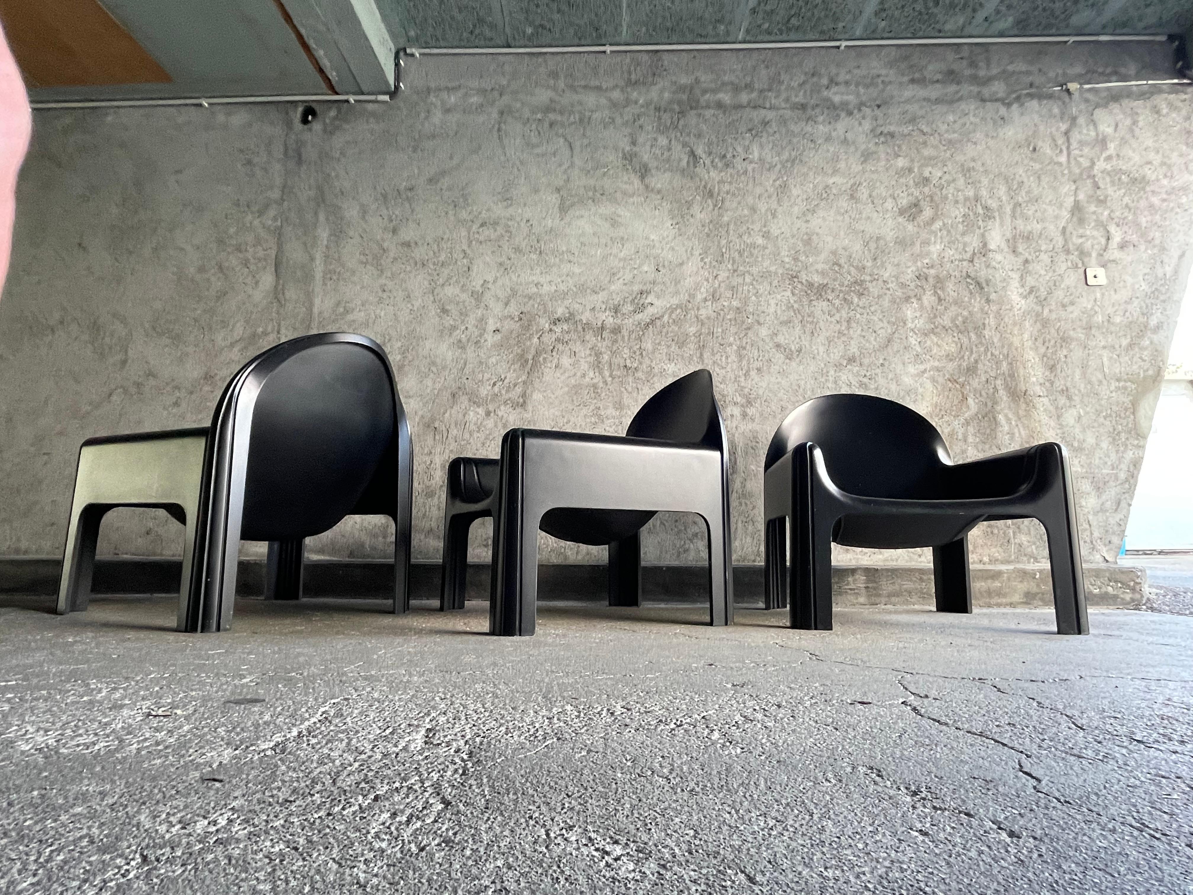 Fauteuil 4794 de Gae Aulenti pour Kartell en vente 10