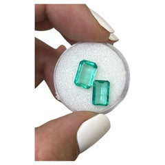 4.79tcw Matching 10x7 Emerald Cut Colombian Emeralds - Genuine Loose Pair
