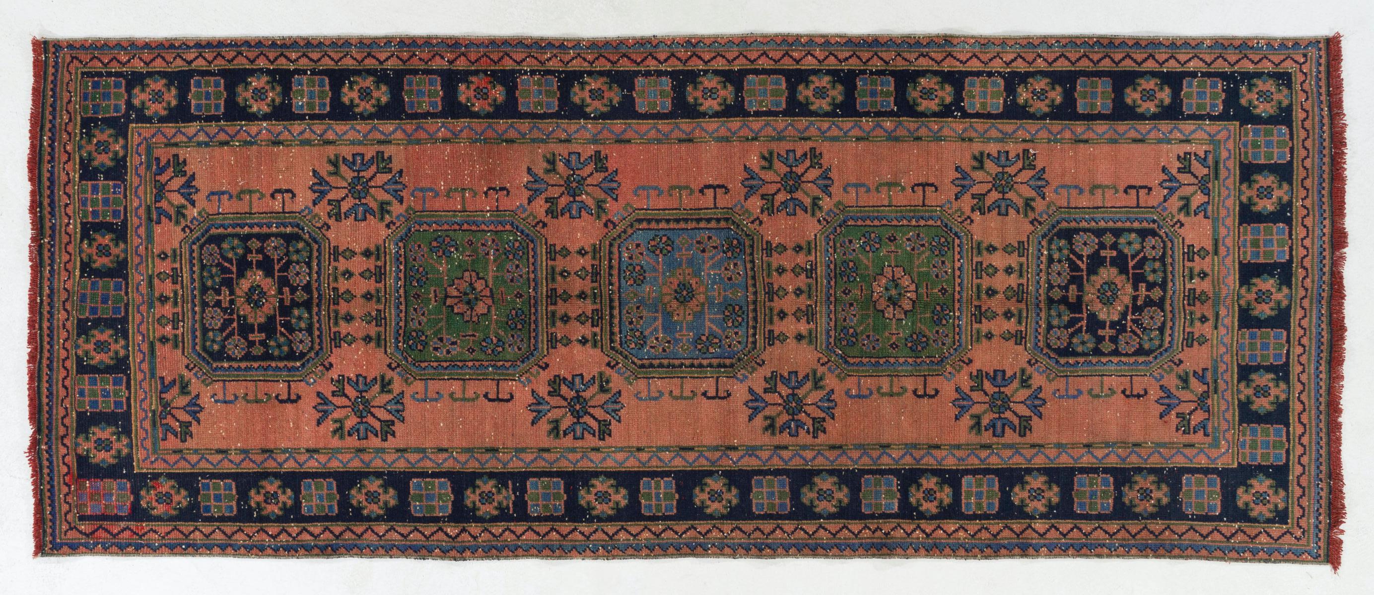 4.7x11 Ft Vintage Turkish Runner Rug, One of a kind Handmade Hallway Carpet In Good Condition For Sale In Philadelphia, PA