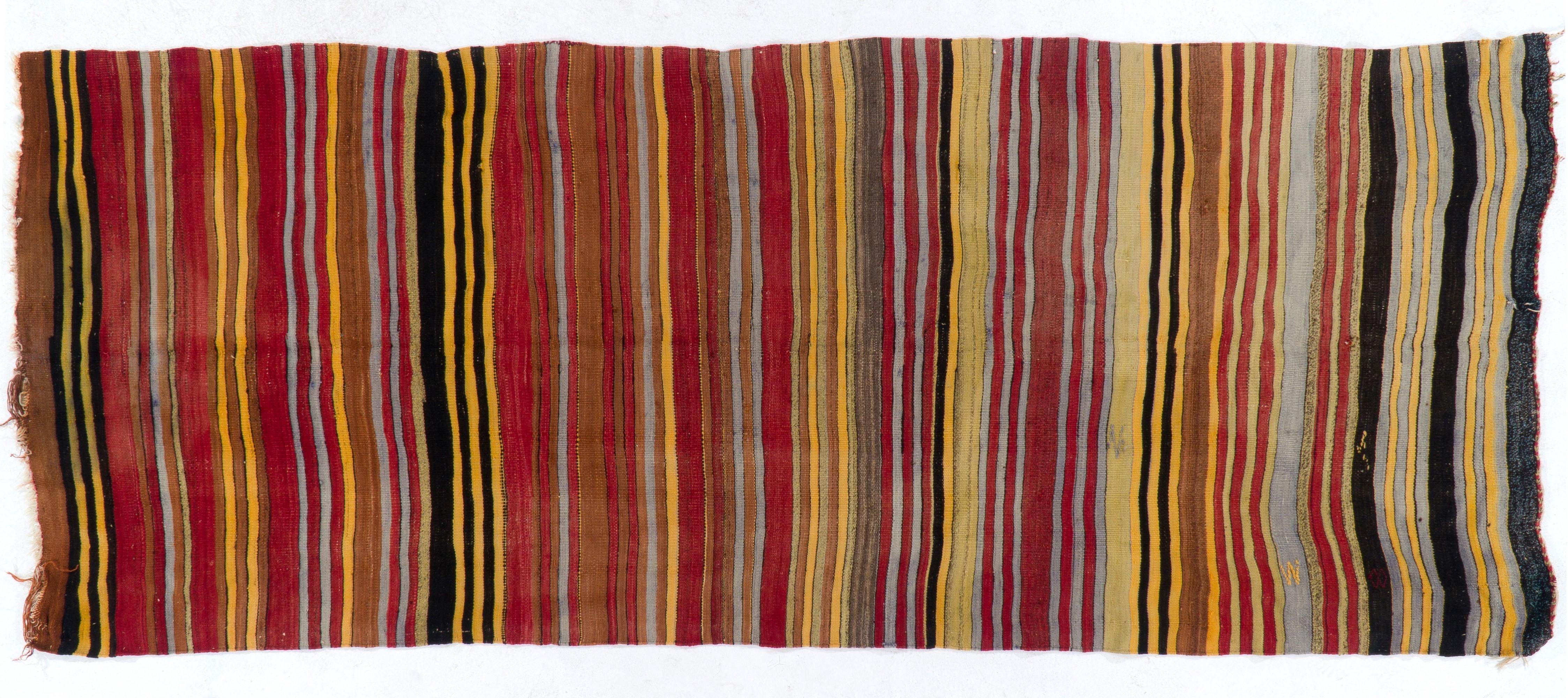 4,6x11.2 Ft Bunt gestreifter handgewebter türkischer Kelim 'Flat Weave' (Türkisch) im Angebot