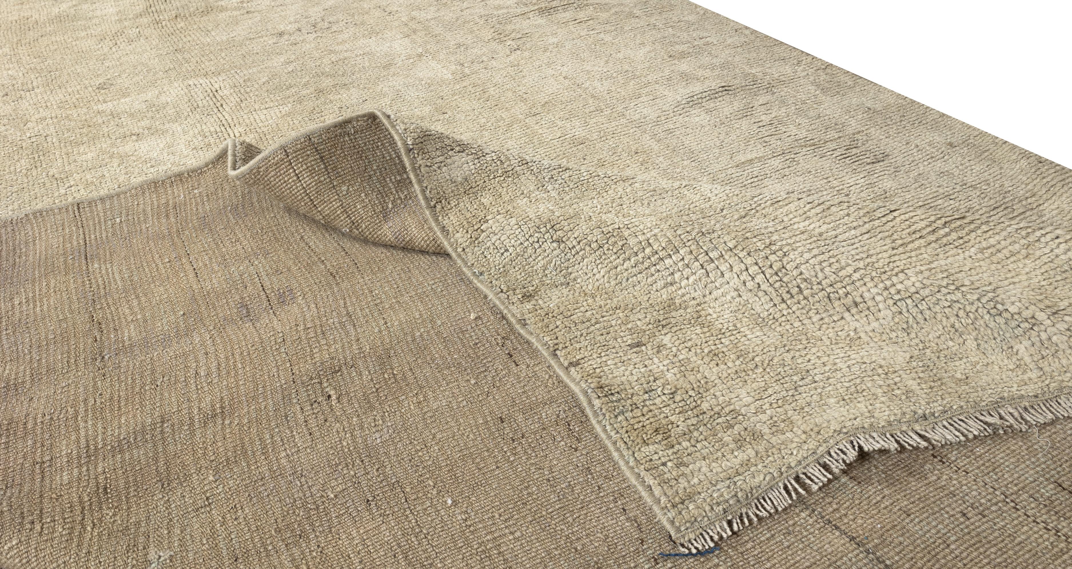 Turkish 4.7x11.5 Ft Mid-Century Handmade Oushak Runner Rug, Sun Faded Corridor Carpet For Sale
