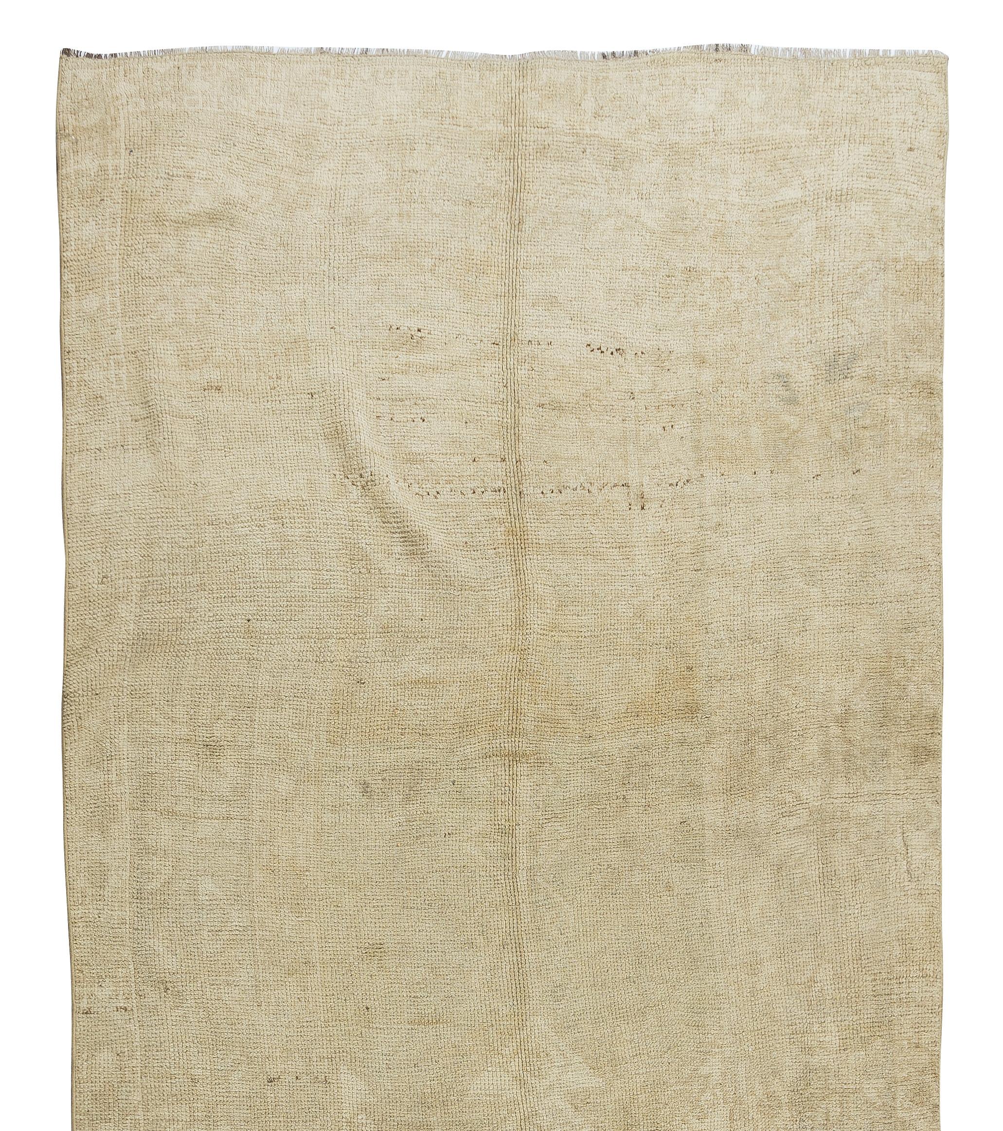 Hand-Woven 4.7x11.5 Ft Mid-Century Handmade Oushak Runner Rug, Sun Faded Corridor Carpet For Sale