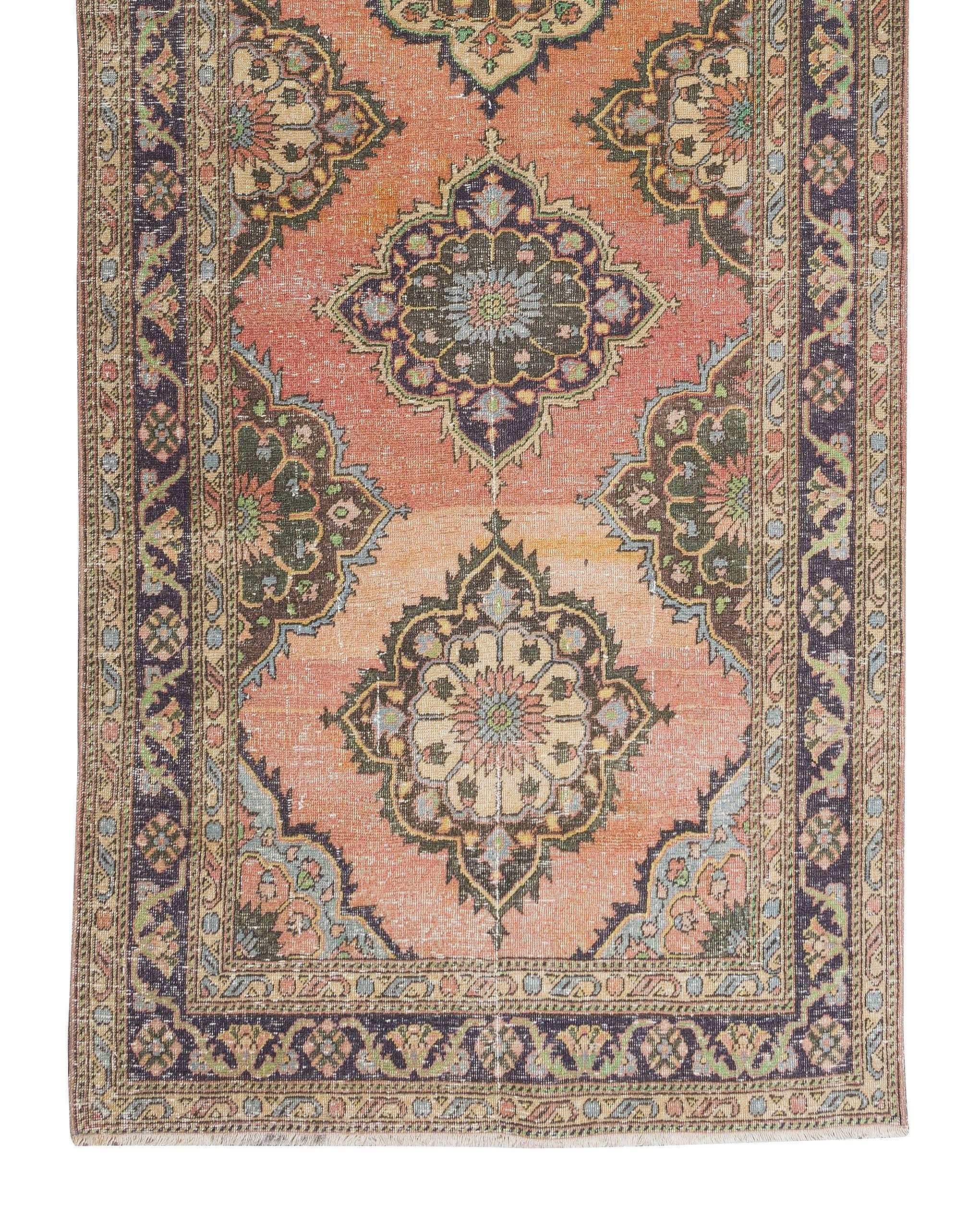 4.7x13 Ft Traditional Handmade Turkish Runner, Vintage Geometric Hallway Rug In Good Condition For Sale In Philadelphia, PA