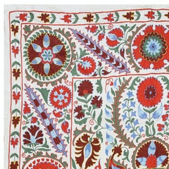 4.7x6.9 Ft Embroidered Tapestry, Modern Bedspread, Silk Wall Hanging, Wall Decor