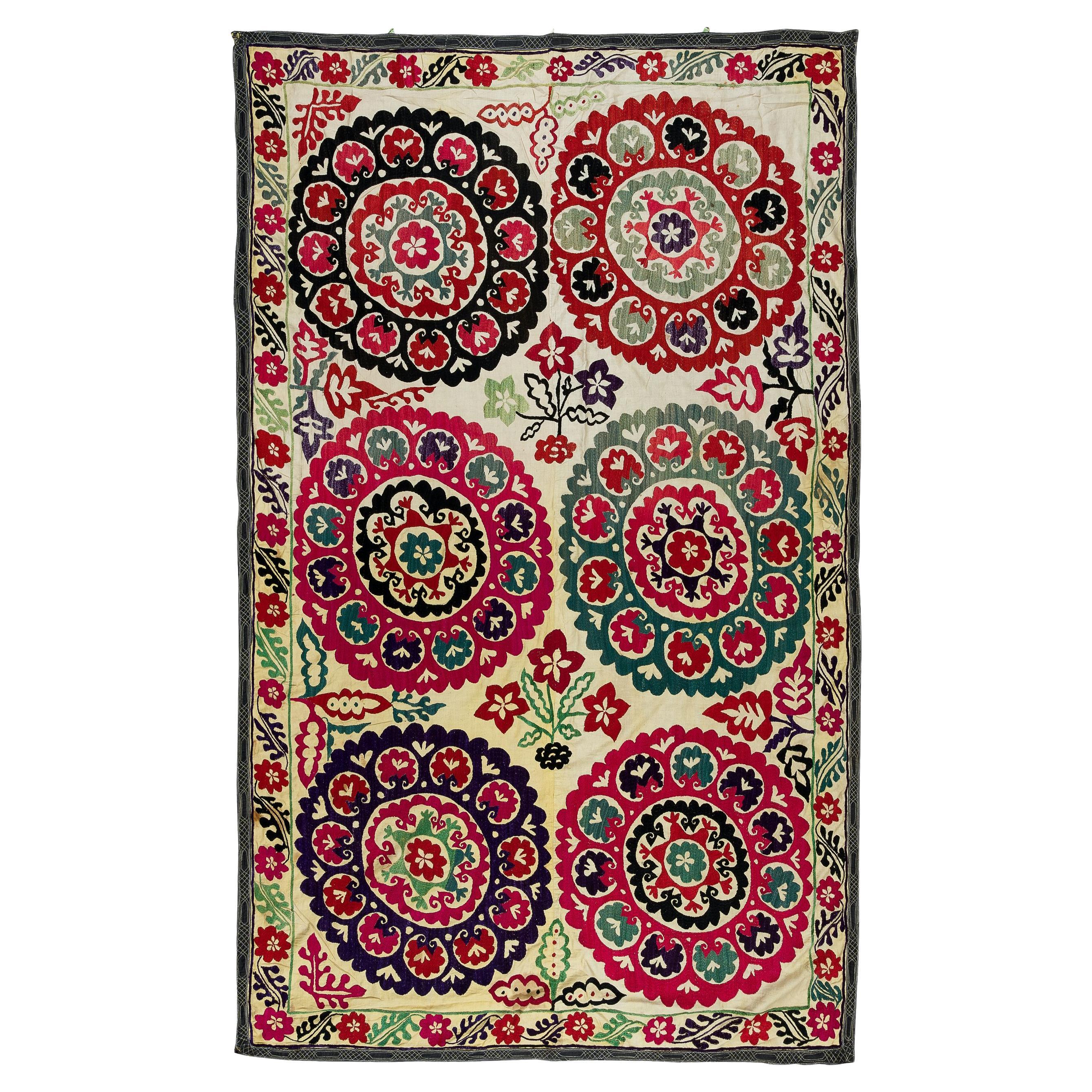 4.7x7.4 Ft Silk Embroidery Wall Hanging, Suzani Tablecloth, Vintage Bedspread