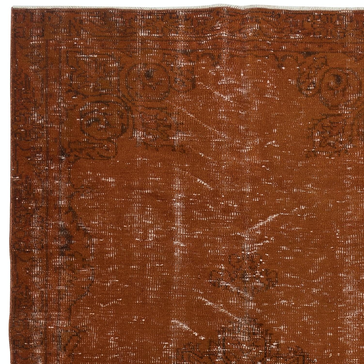 Moderner 4,7x8 Ft Moderner Teppich in Orange, handgewebt und handgeknüpft in der Türkei (Handgeknüpft) im Angebot