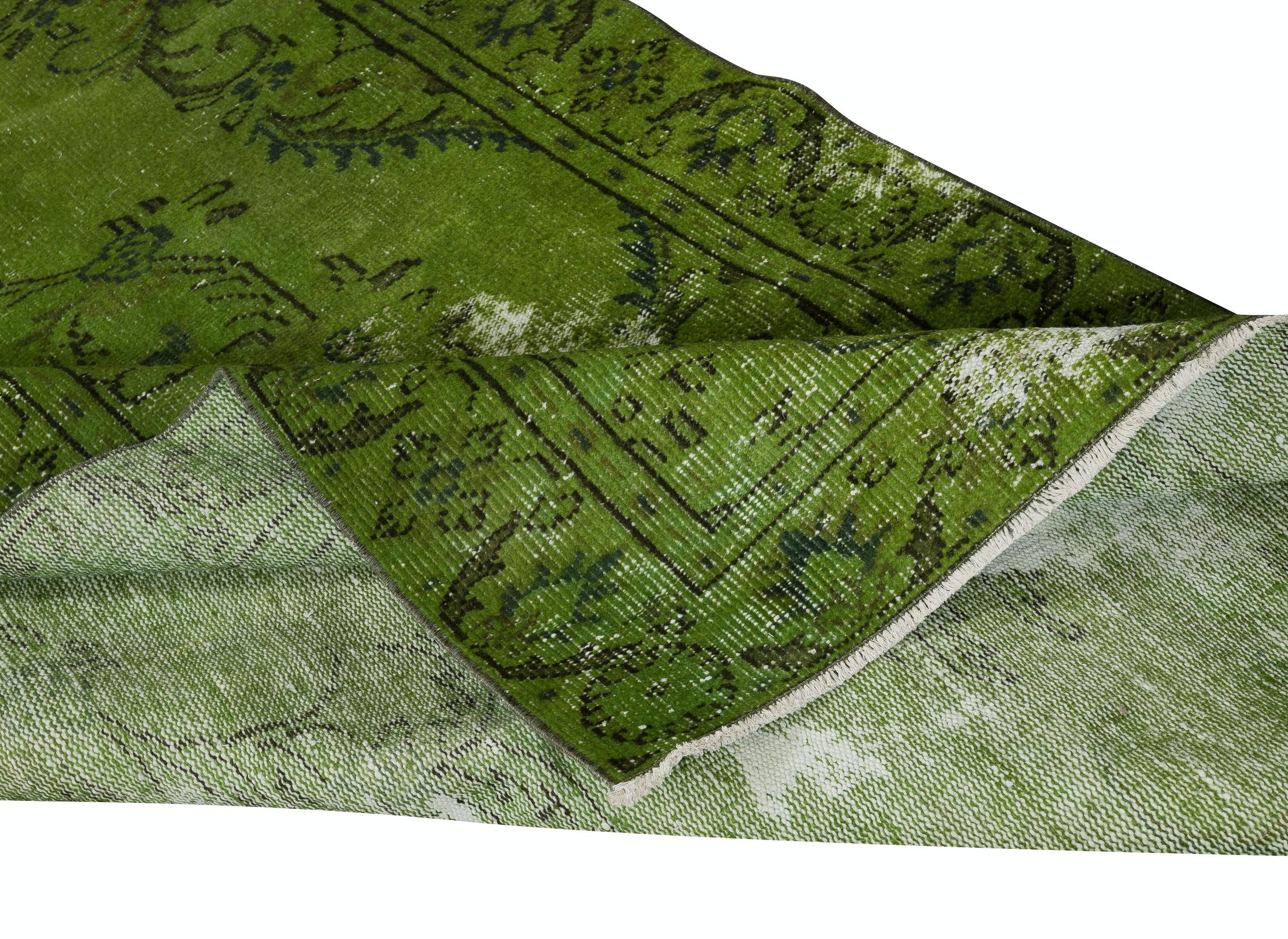 Moderno 4.7x8.6 Ft Tappeto Shabby Chic fatto a mano. Verde Colore. Rivestimenti per pavimenti degradati in vendita