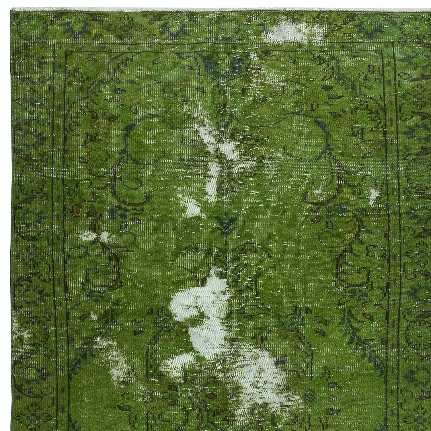 Turco 4.7x8.6 Ft Tappeto Shabby Chic fatto a mano. Verde Colore. Rivestimenti per pavimenti degradati in vendita