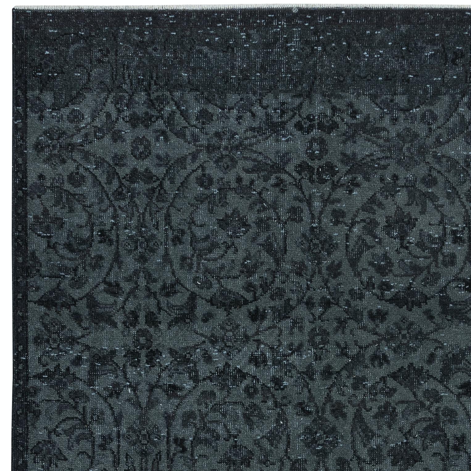 Tissé à la main 4.7x8.8 Ft Tapis floral noir et gris, noué et tissé à la main en Turquie en vente