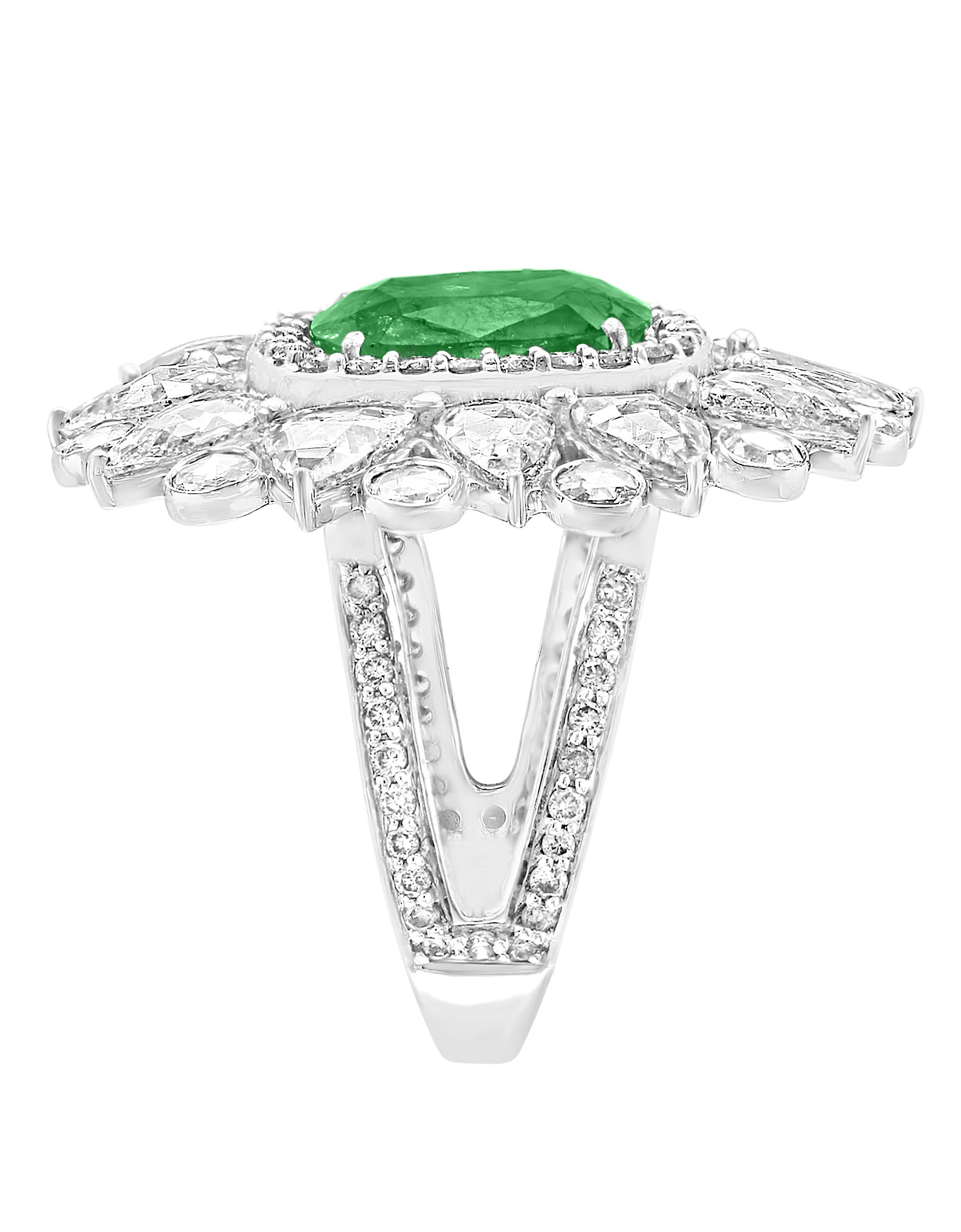 4,8 Karat Smaragdschliff kolumbianischer Smaragd im Rosenschliff Diamantring aus 18 Karat Gold im Zustand „Hervorragend“ in New York, NY
