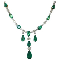 48 Carat Emerald Necklace Mounted in 14 Karat Gold