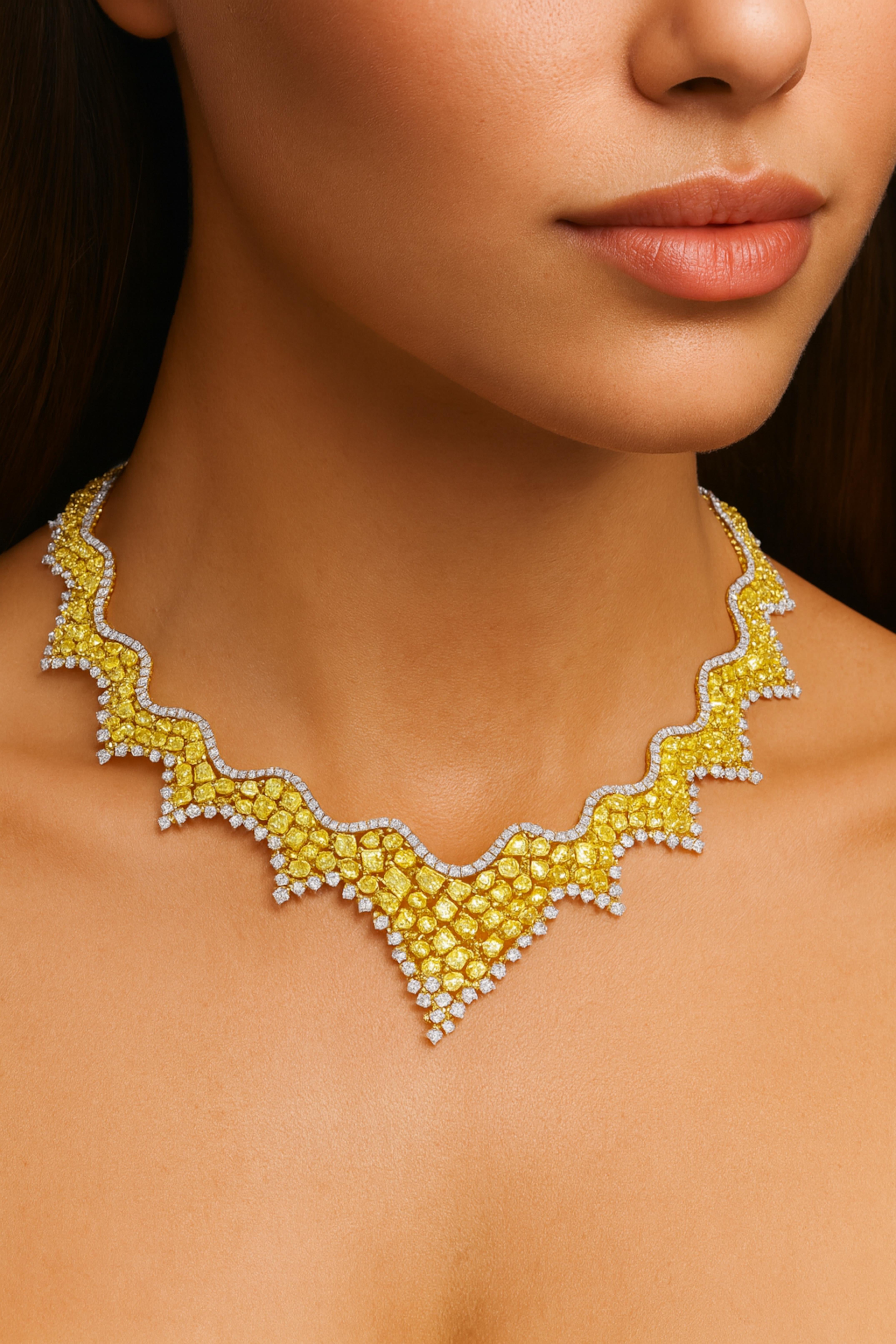 48 Carat Natural Fancy Yellow Canary Diamond Art Deco Cluster Collar Necklace In Excellent Condition For Sale In Chicago, IL
