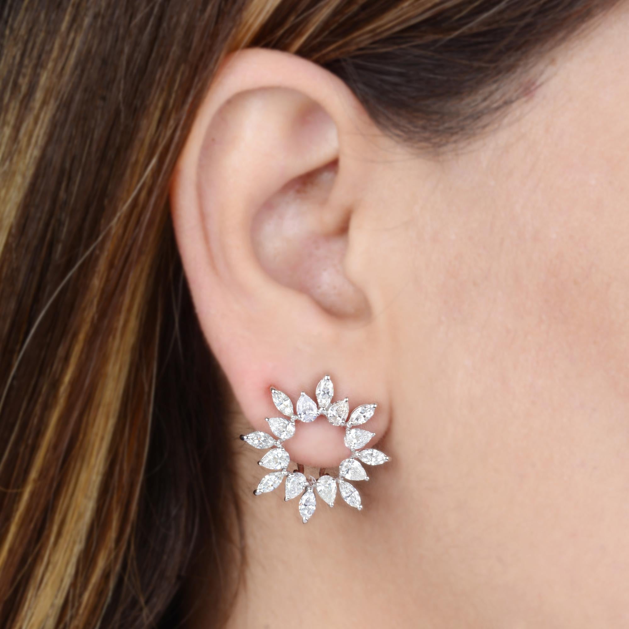 Modern 4.8 Carat SI Clarity HI Color Pear Diamond Starburst Stud Earrings 18 Karat Gold For Sale
