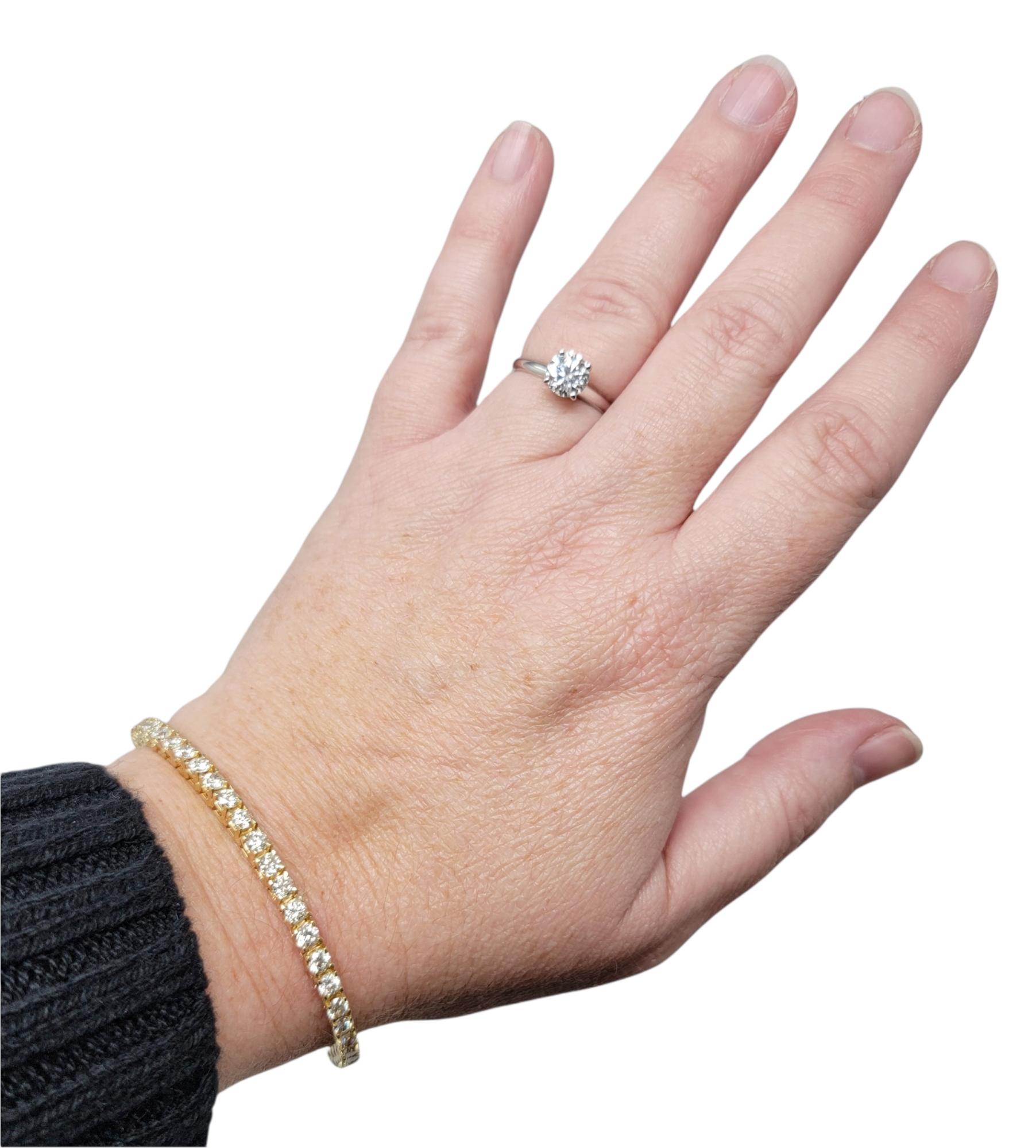 Bracelet tennis en or jaune 14 carats avec diamants brillants ronds de 4,8 carats au total en vente 5