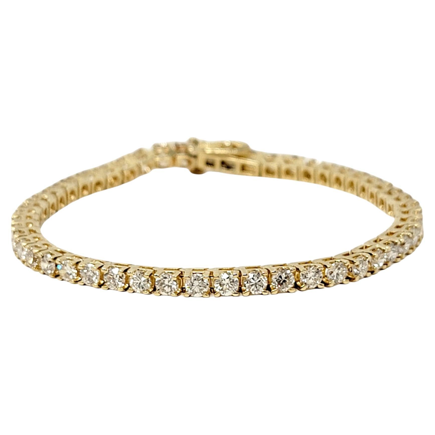 Bracelet tennis en or jaune 14 carats avec diamants brillants ronds de 4,8 carats au total en vente