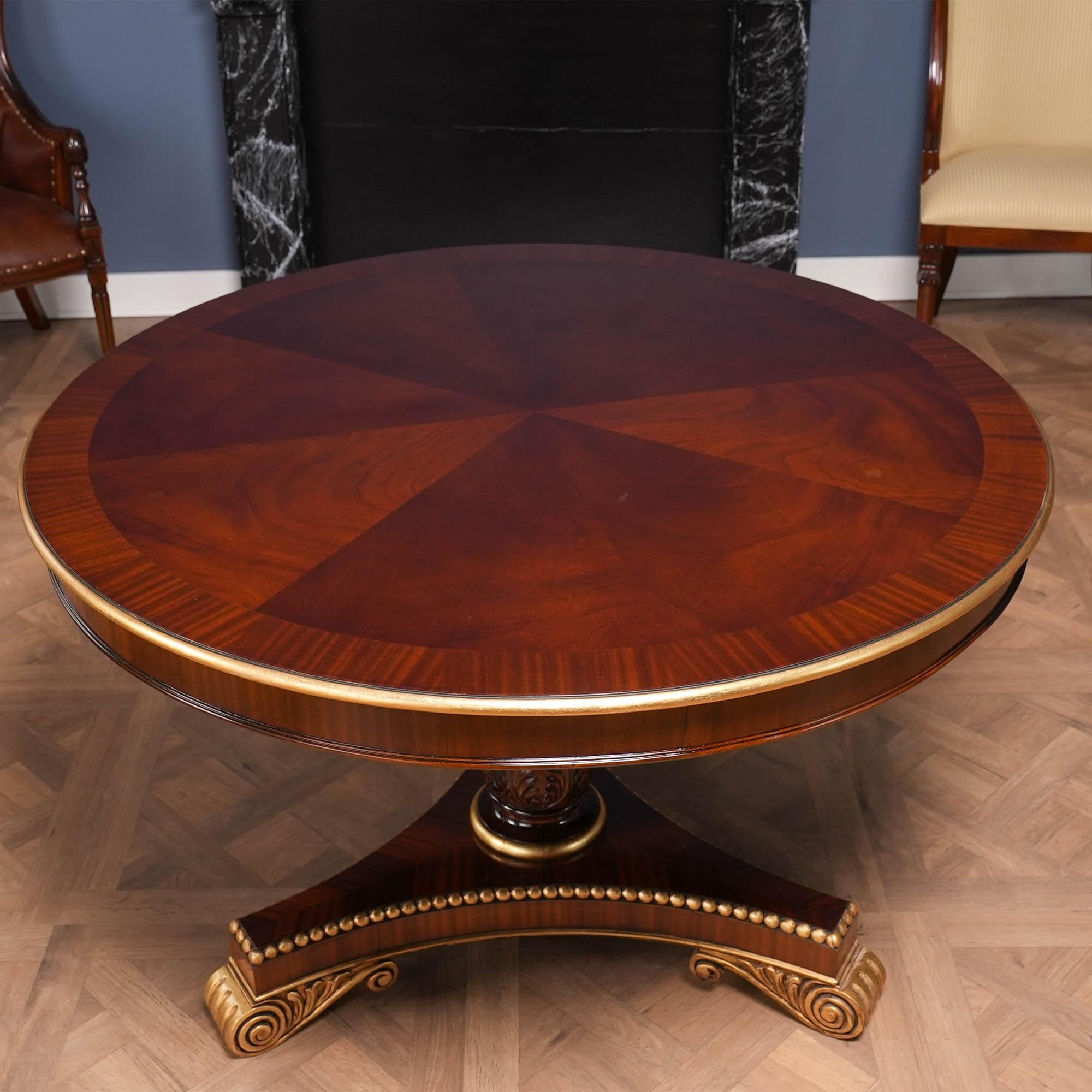 Mesa de comedor redonda de 48 pulgadas Tallado a mano en venta