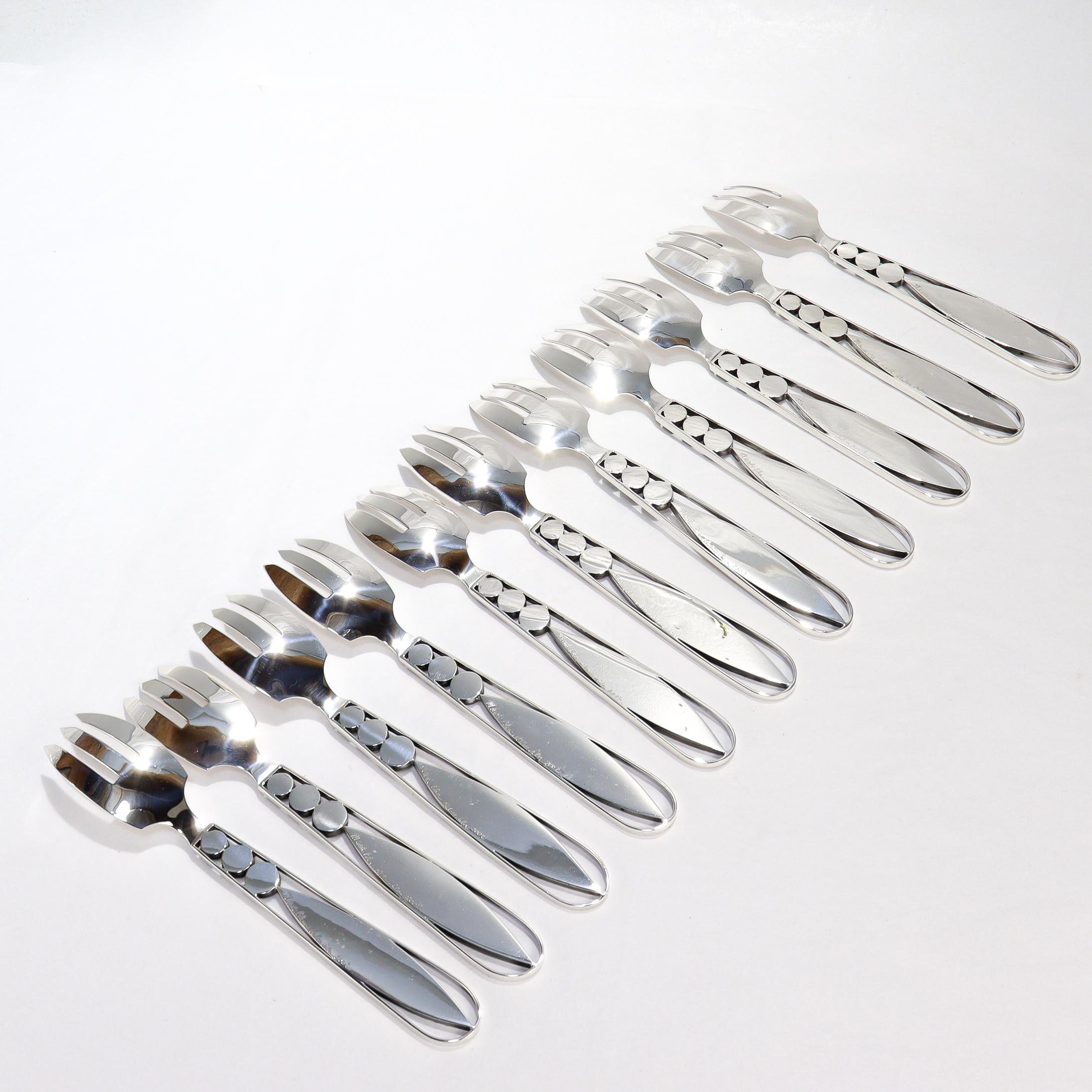 48 Pc. Mardi Jo Cohen Sterling Silver, Blue Formica, & Cabochon Flatware Service For Sale 2