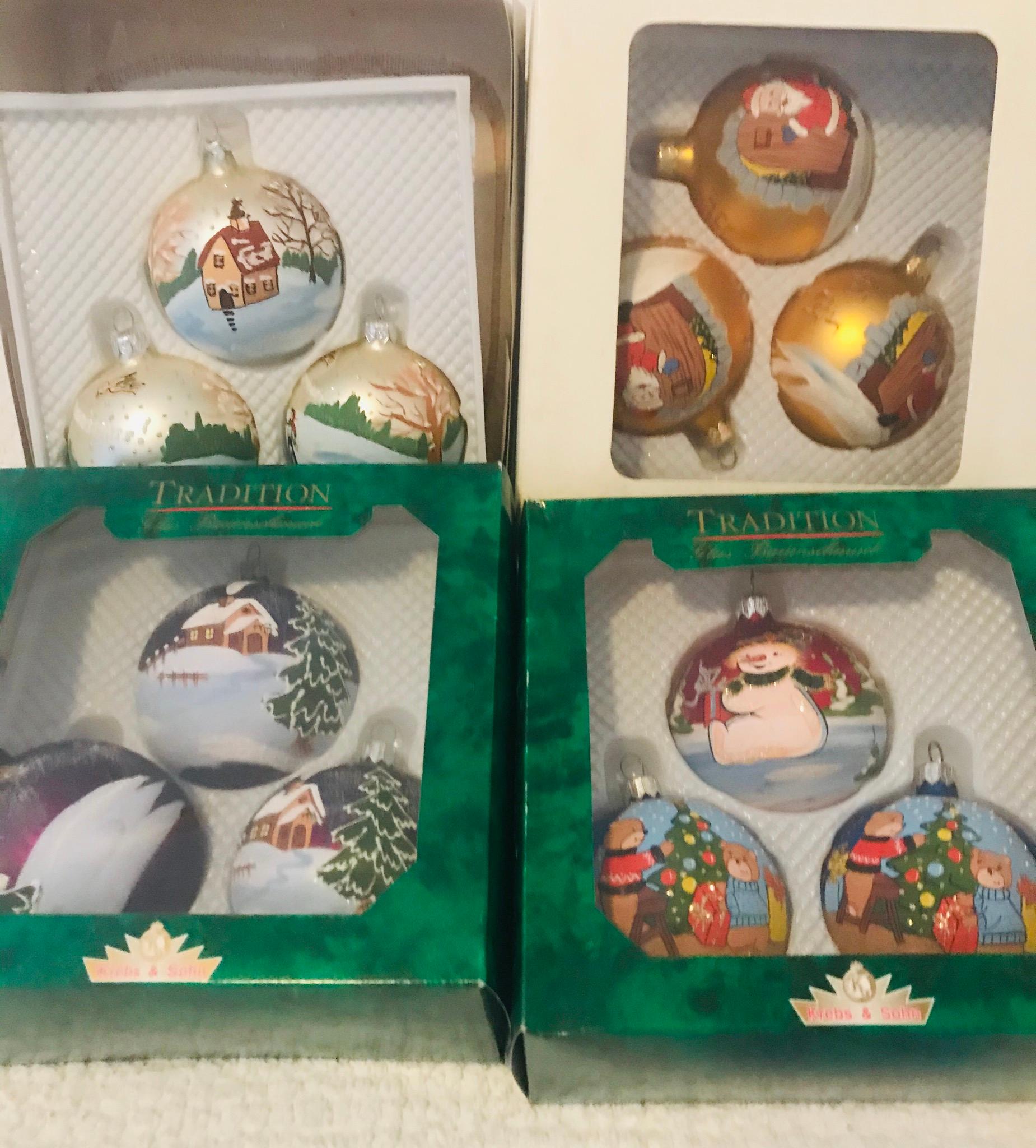 Late 20th Century 48 Pcs Vntage German Christmas Ornaments Balls For Sale