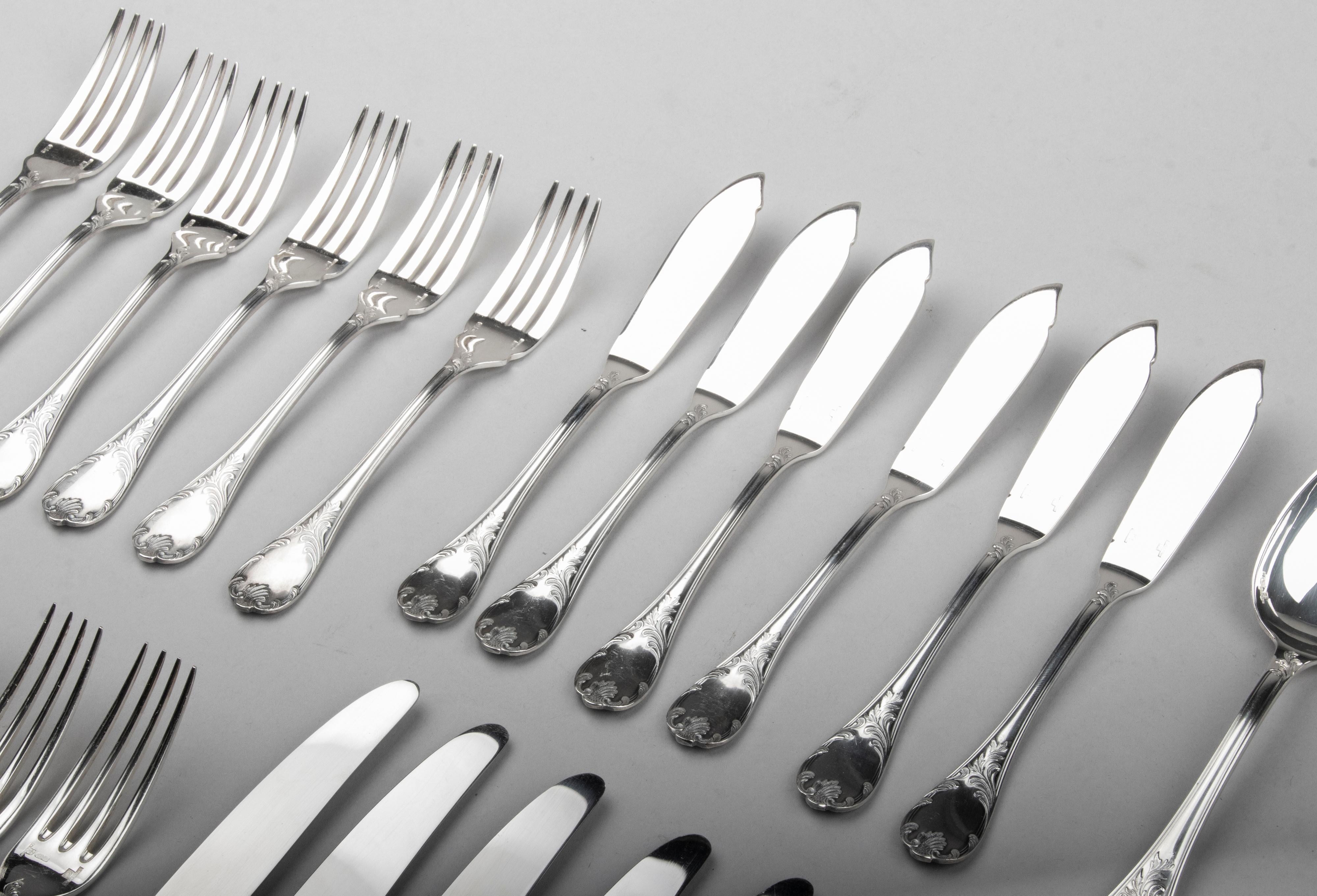Juego de 48 cubiertos plateados para 6 personas de Christofle Modelo Marly 11