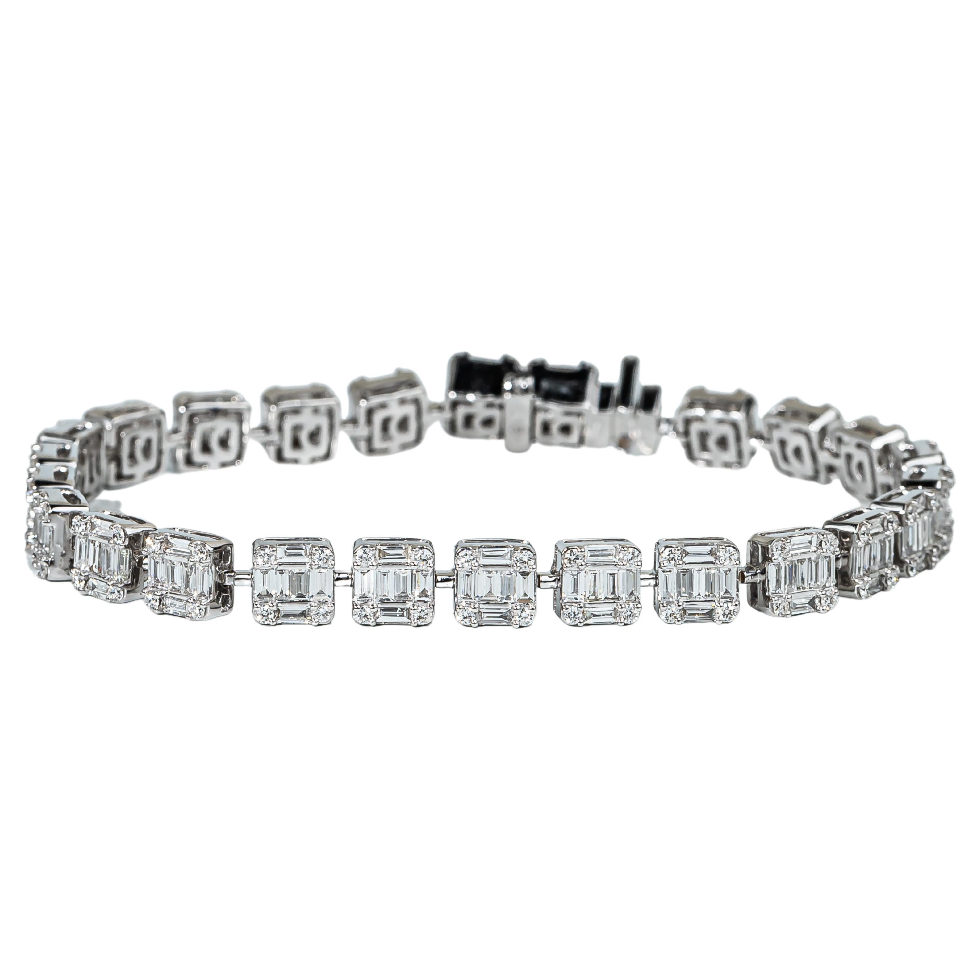 Bracelet tennis en diamants naturels ronds taille baguette de 4,8 Tcw en vente