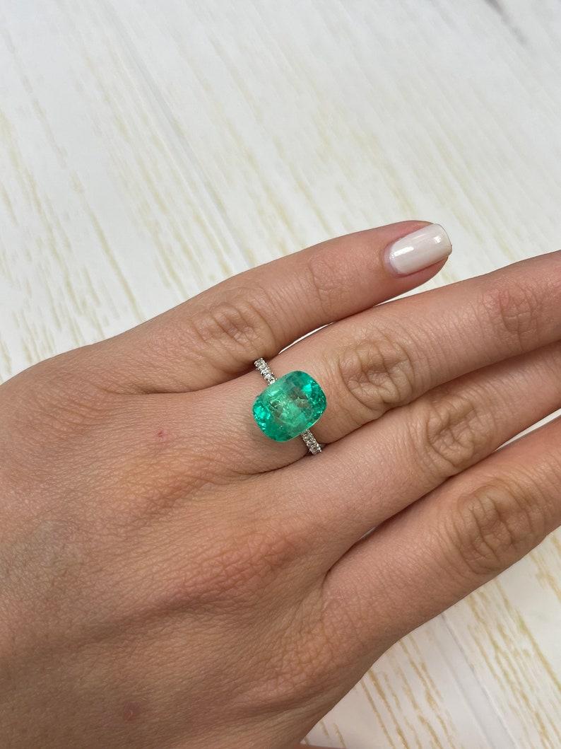 4,80 Carati 12x10 Verde Medio Smeraldo Colombiano - Taglio Cuscino Allungato Autentico in vendita 2