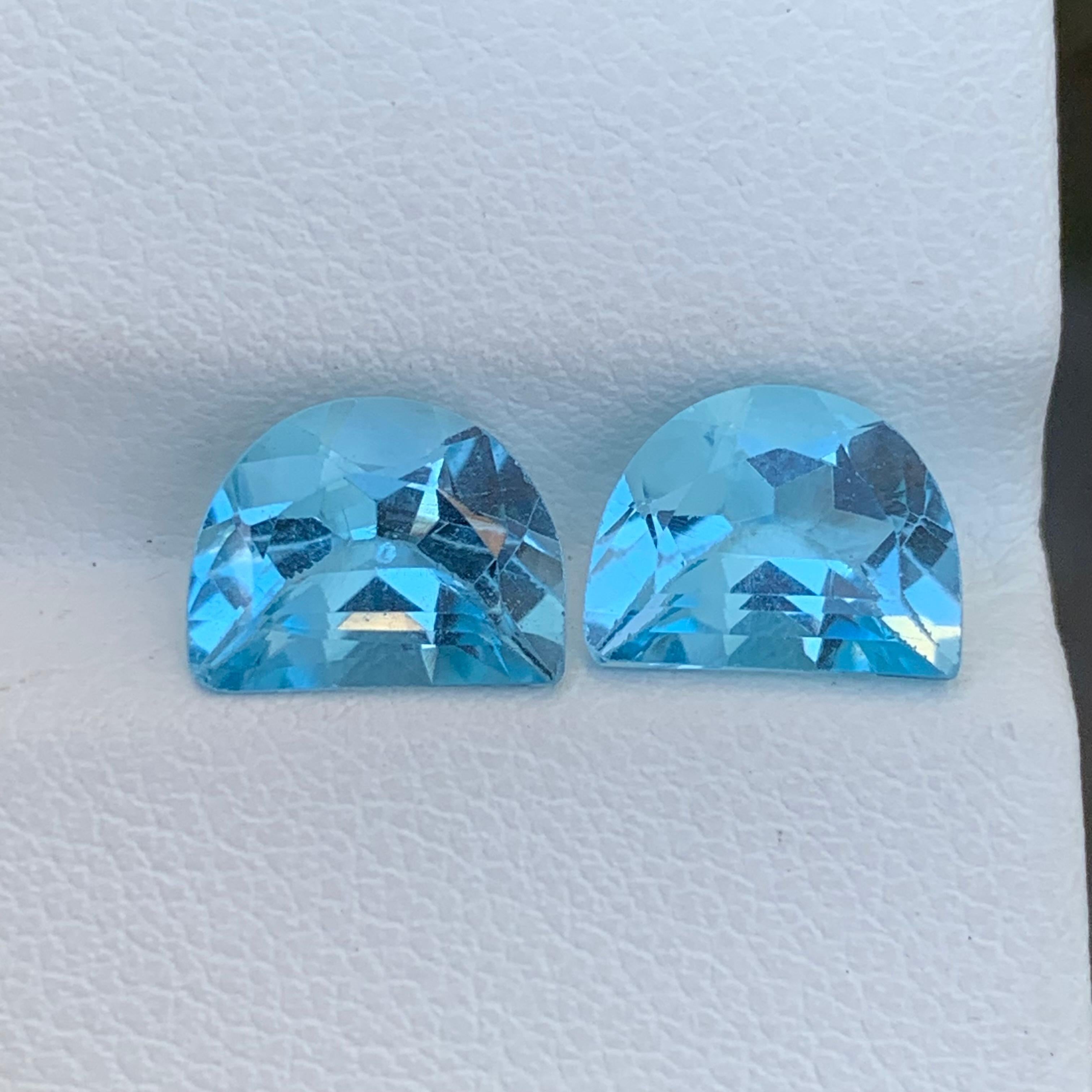 Women's or Men's 4.80 Carat Adorable Loose Blue Topaz Pair Carving For Earrings  For Sale