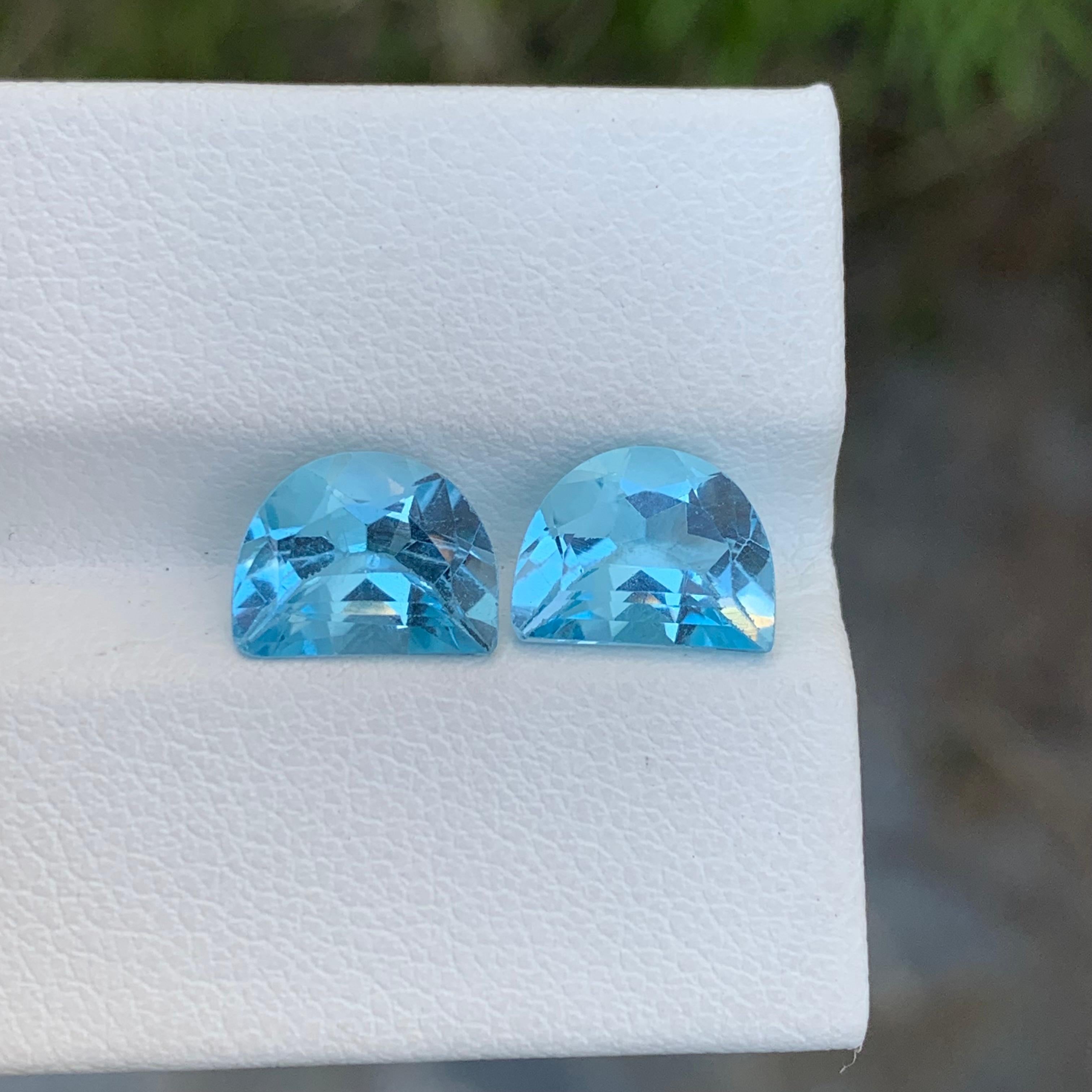 4.80 Carat Adorable Loose Blue Topaz Pair Carving For Earrings  For Sale 1