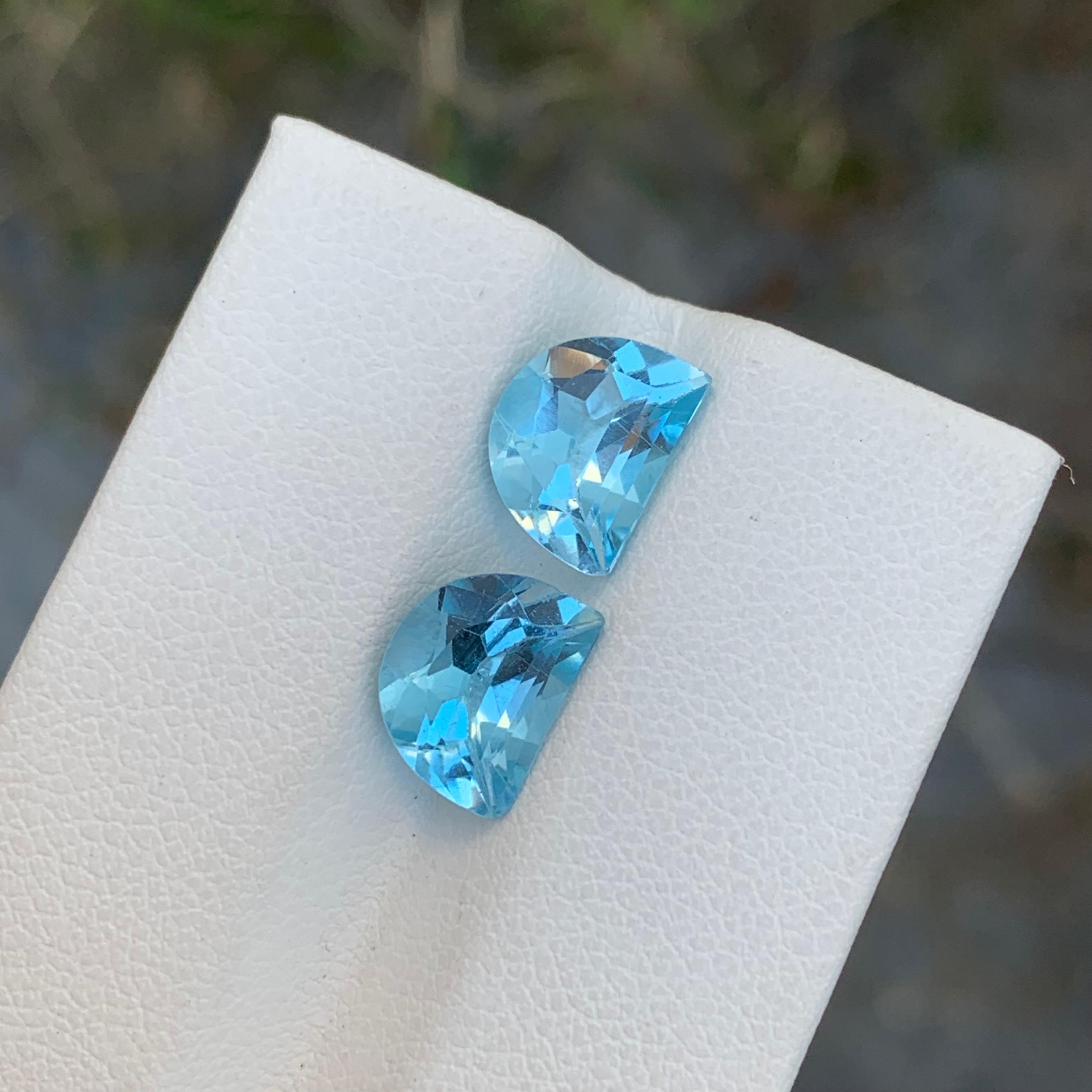4.80 Carat Adorable Loose Blue Topaz Pair Carving For Earrings  For Sale 3