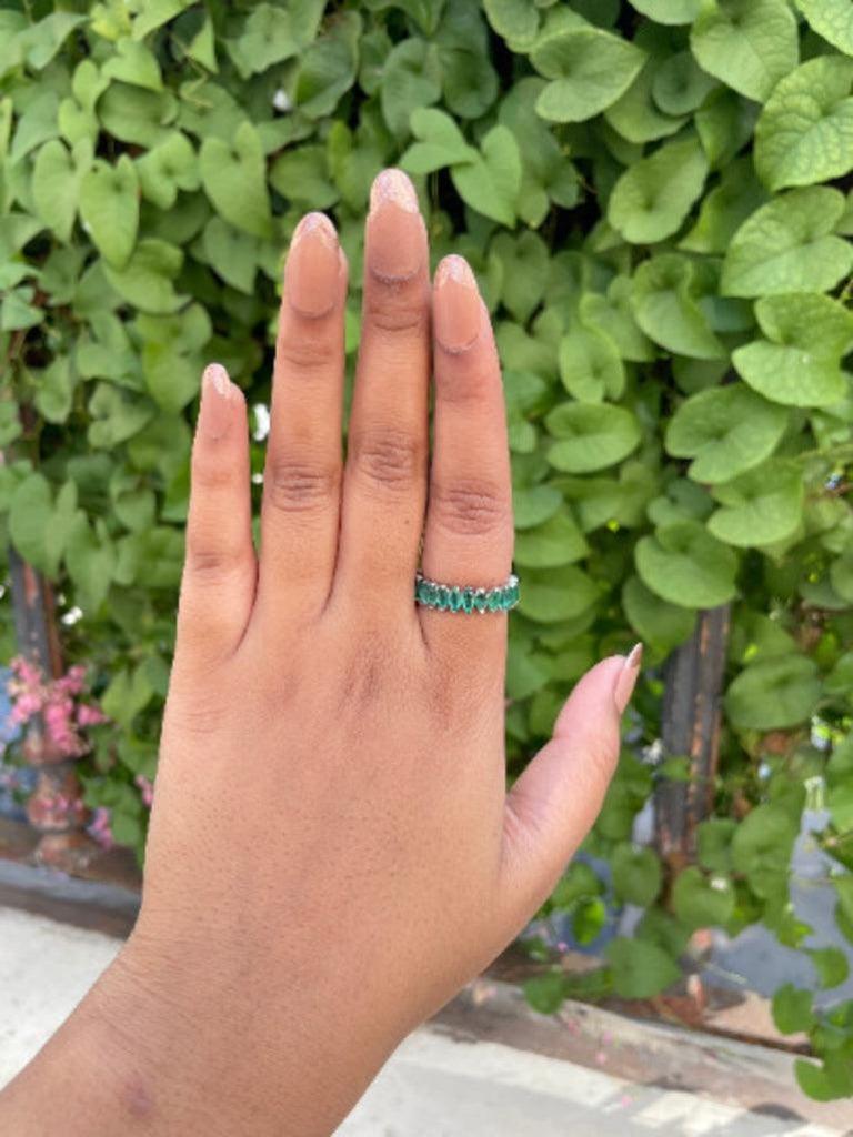 For Sale:  4.80 Carat Emerald Stackable Eternity Unisex Band in Silver Ring for Gifts 5