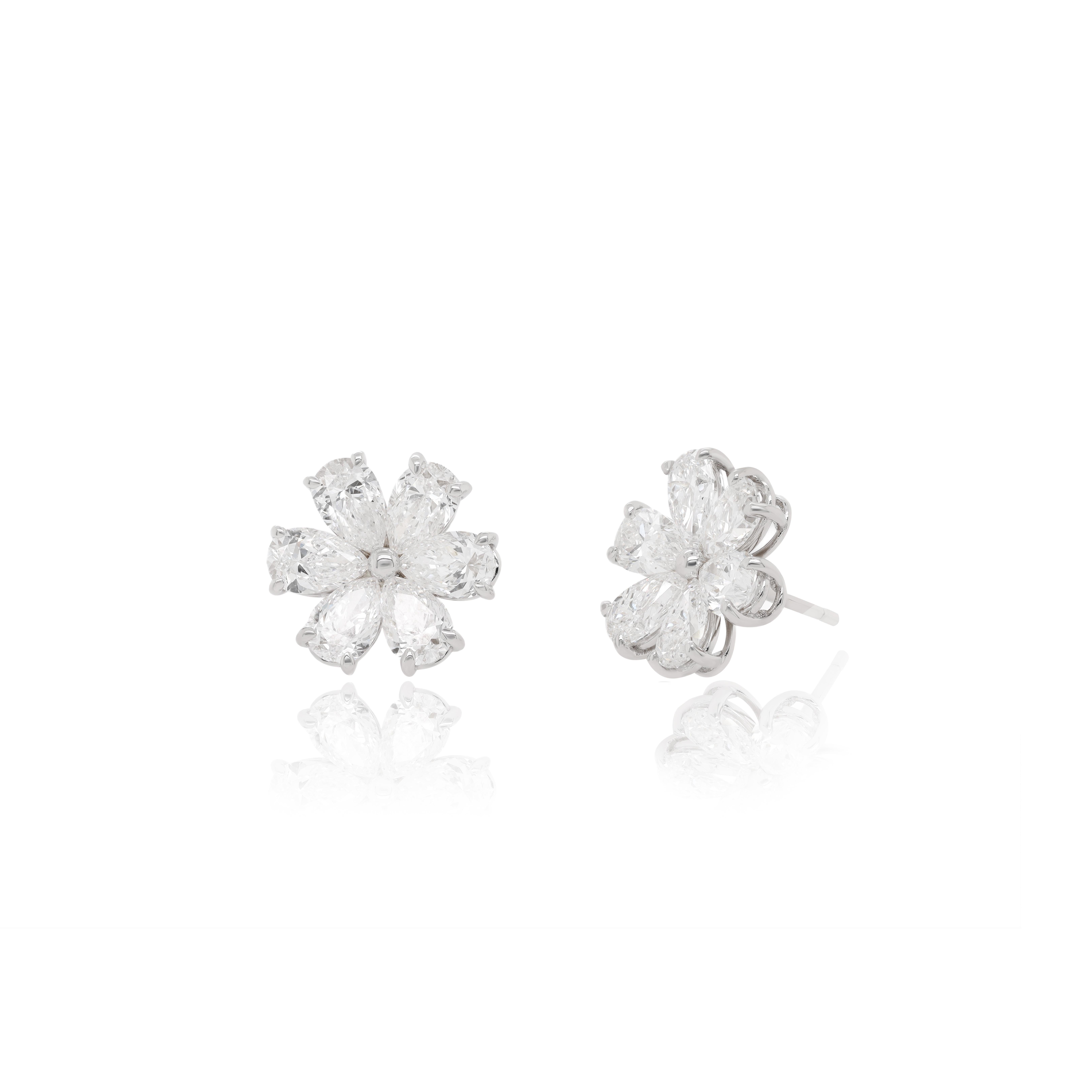 Diana M. 6.05 Carat Flower Cluster Diamond Earrings In New Condition For Sale In New York, NY