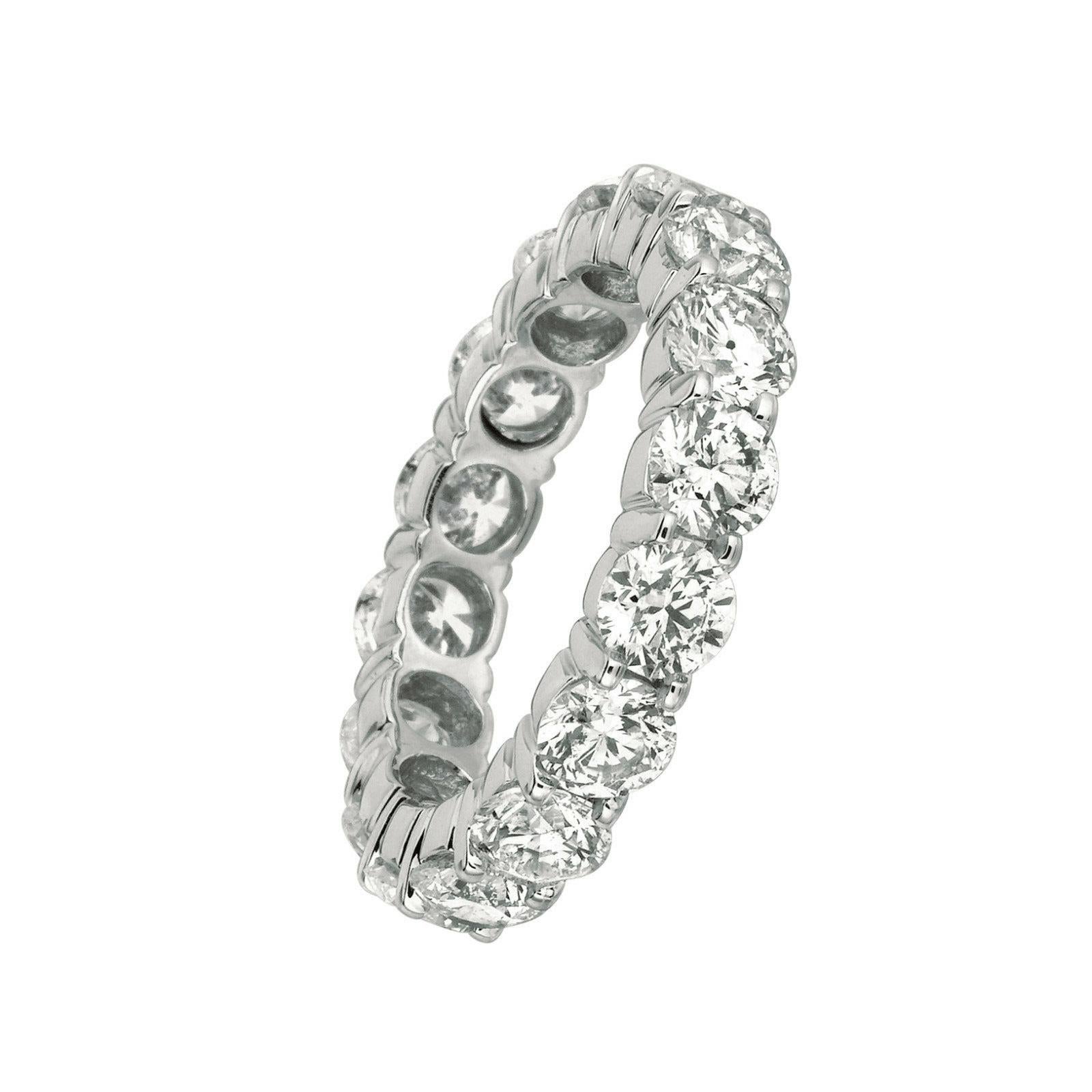 4.80 Carat Natural Diamond Eternity Ring G SI 18K White Gold

100% Natural Diamonds, Not Enhanced in any way Round Cut Diamond Eternity Band 
4.80CT
G-H 
SI  
18K White Gold  Prong style   3.80 grams
 5 mm in width 
Size 7
16 stones 

MM40W.30

ALL