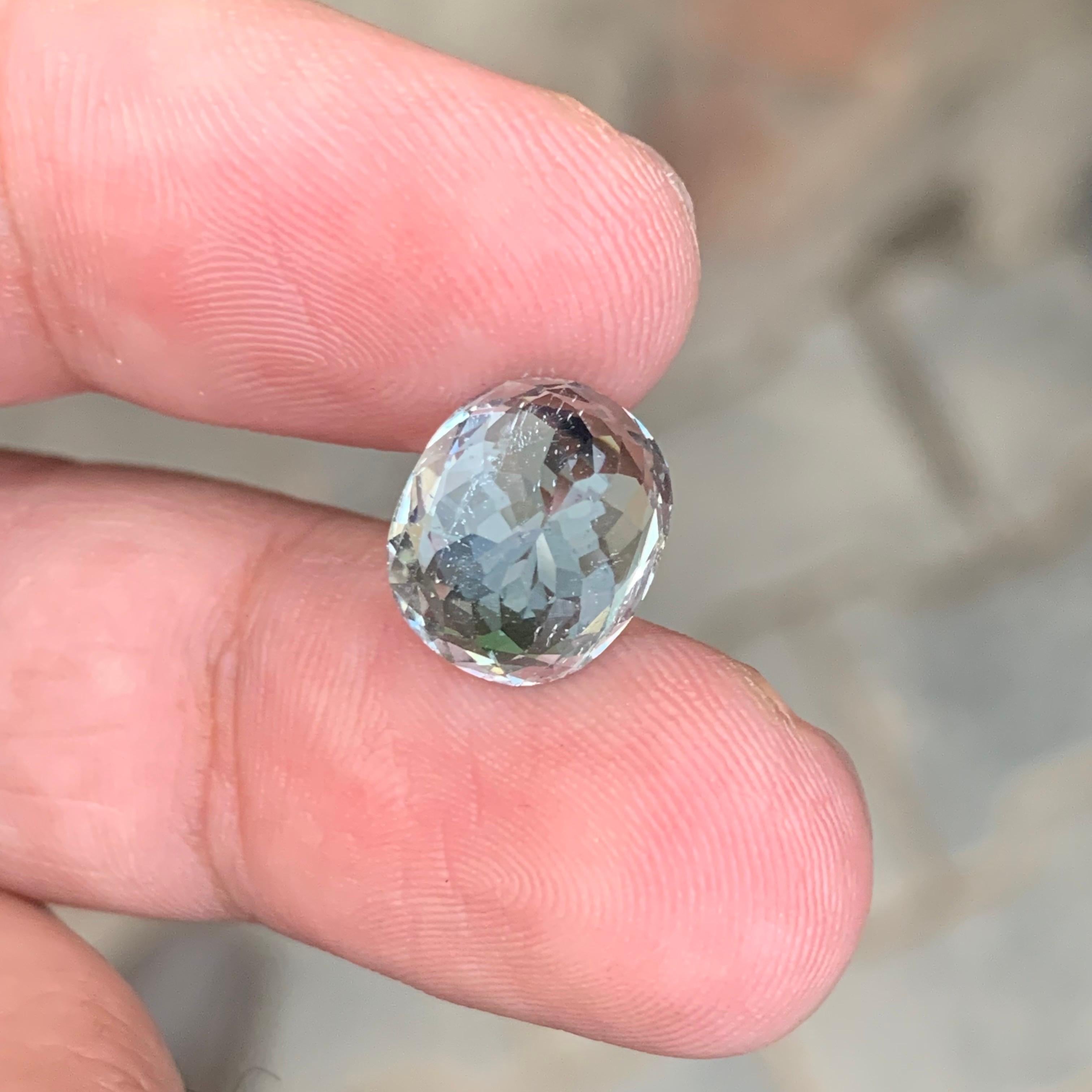4,80 Karat Natürlicher loser Aquamarin Ovalform Edelstein im Angebot 3