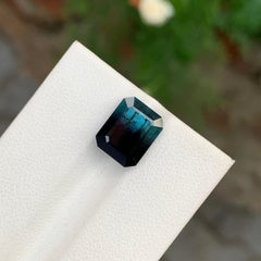 4,80 carati di tormalina bicolore naturale sfusa a forma di smeraldo