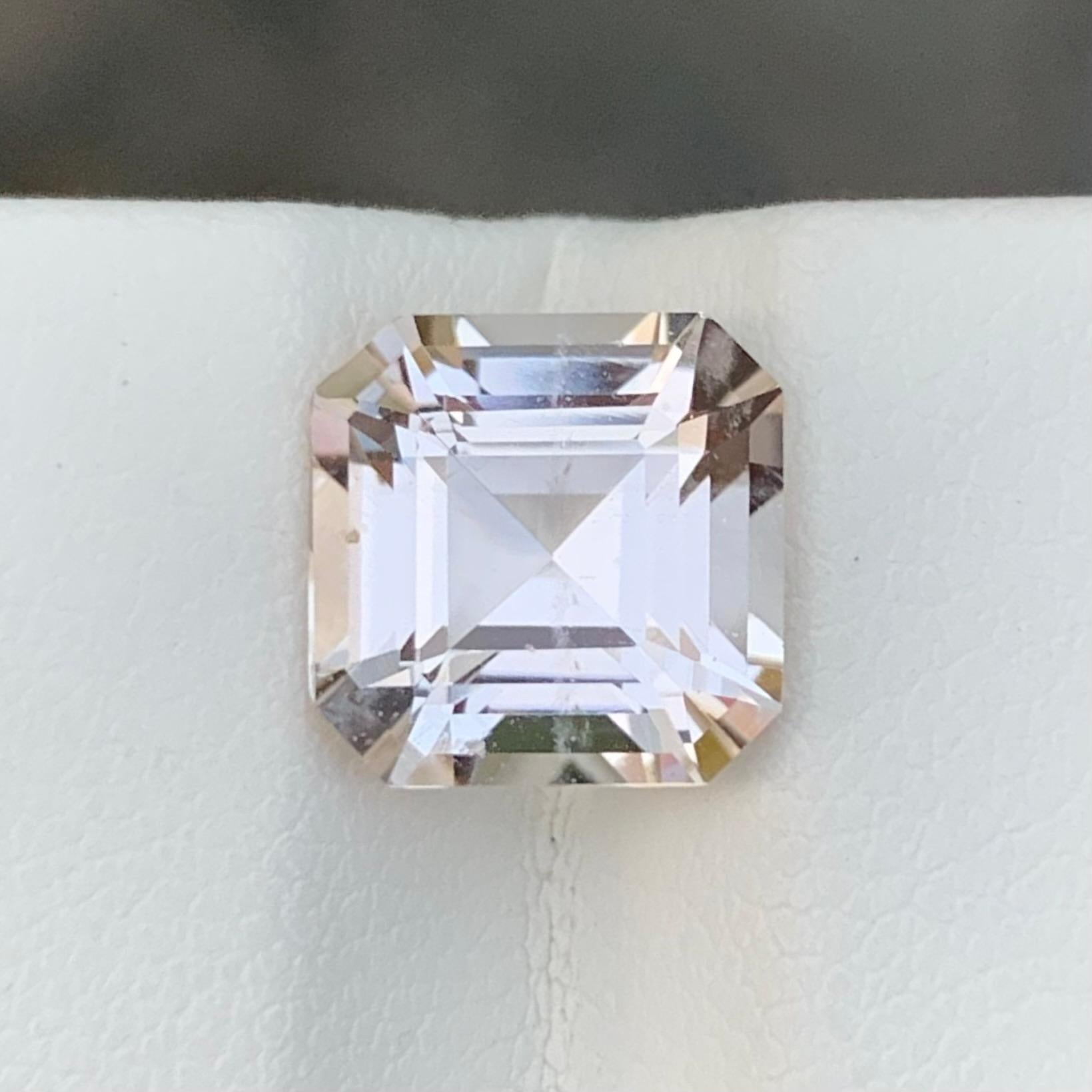 4.80 Karat natürlicher loser Goldtopas in quadratischer Form Edelstein im Angebot 3