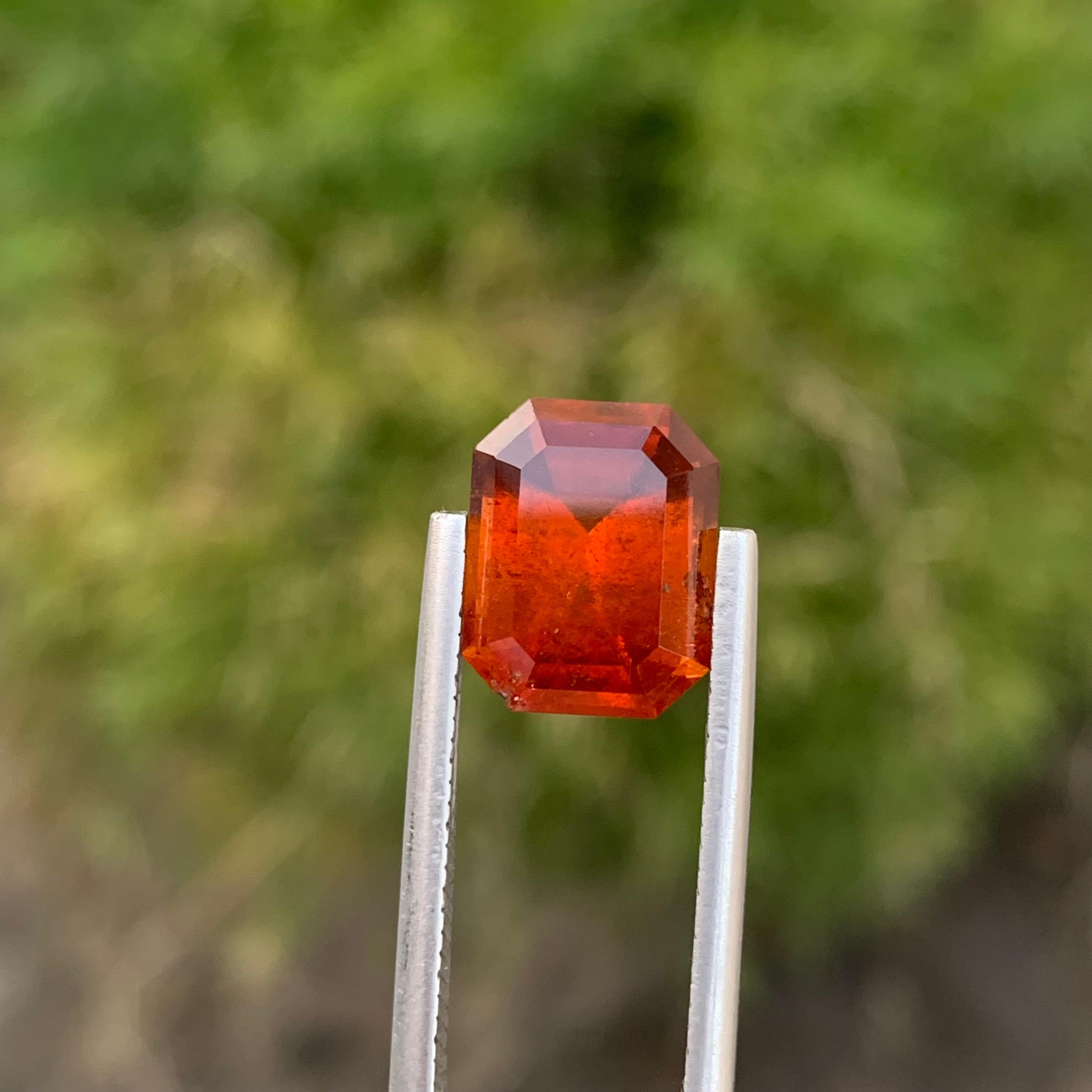 4.80 Carat Natural Loose Spessartine Garnet Emerald Shape Gem For Jewellery  For Sale 1